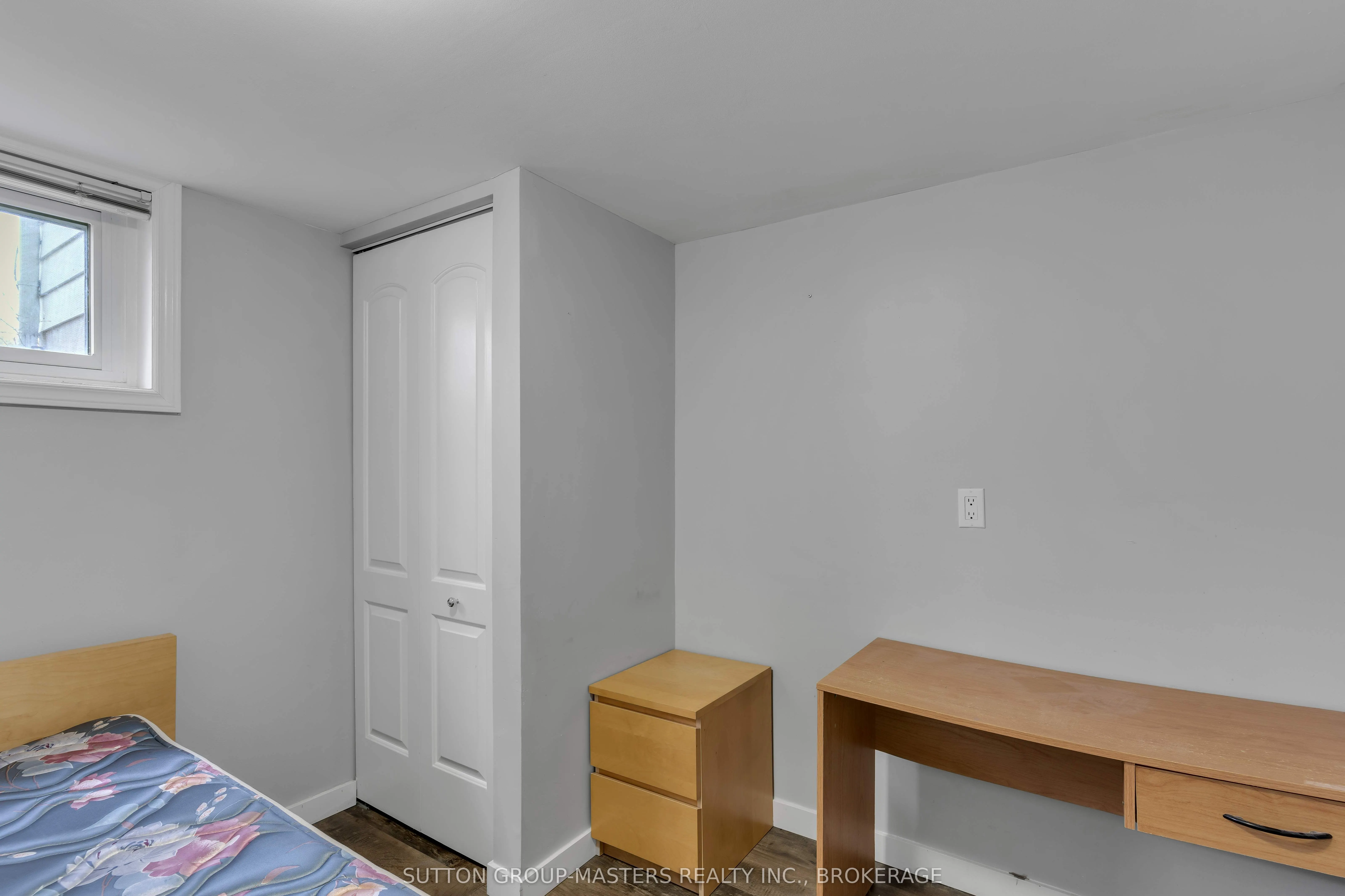 250 Yonge Street