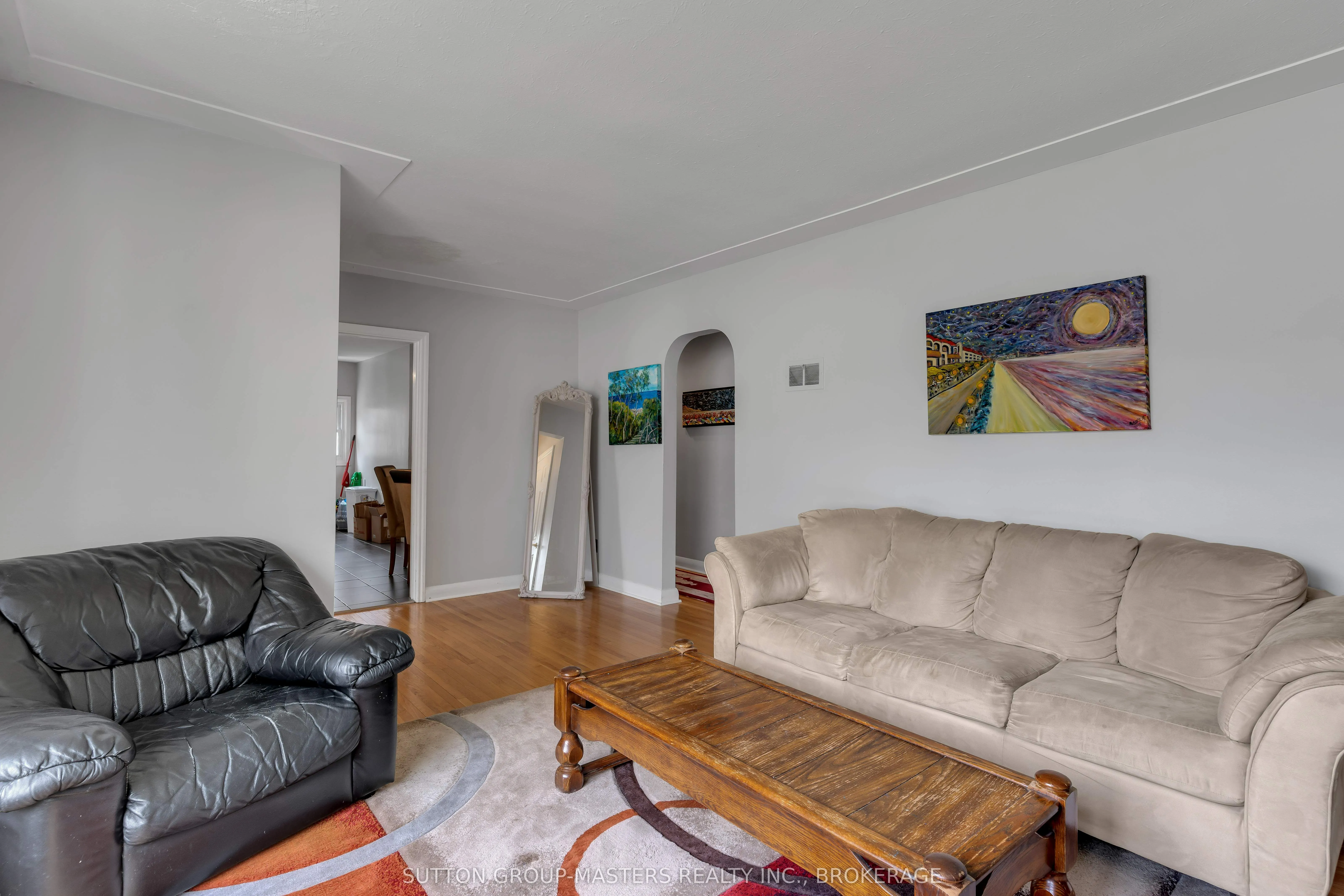 250 Yonge Street