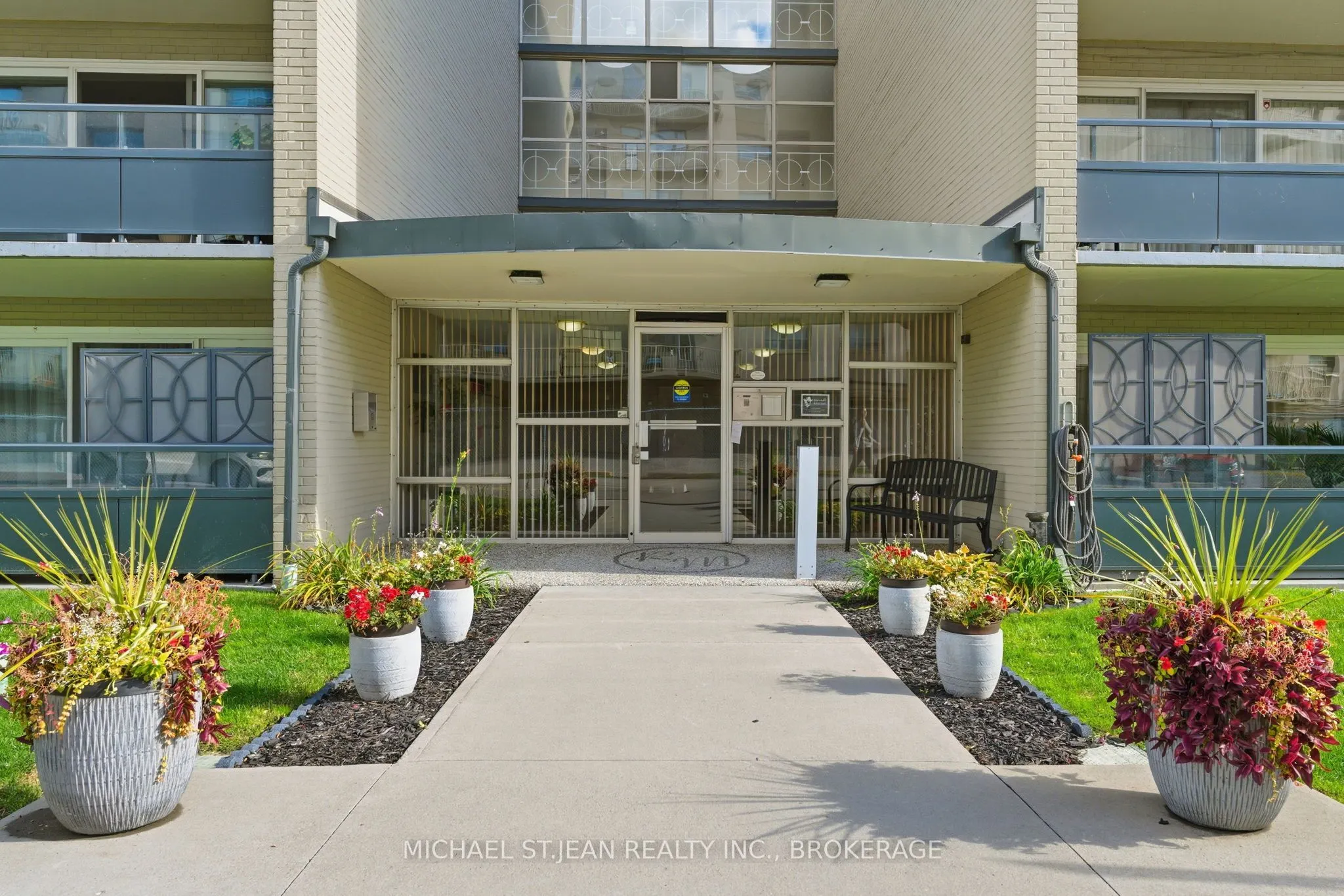 510 Queenston Road, #103