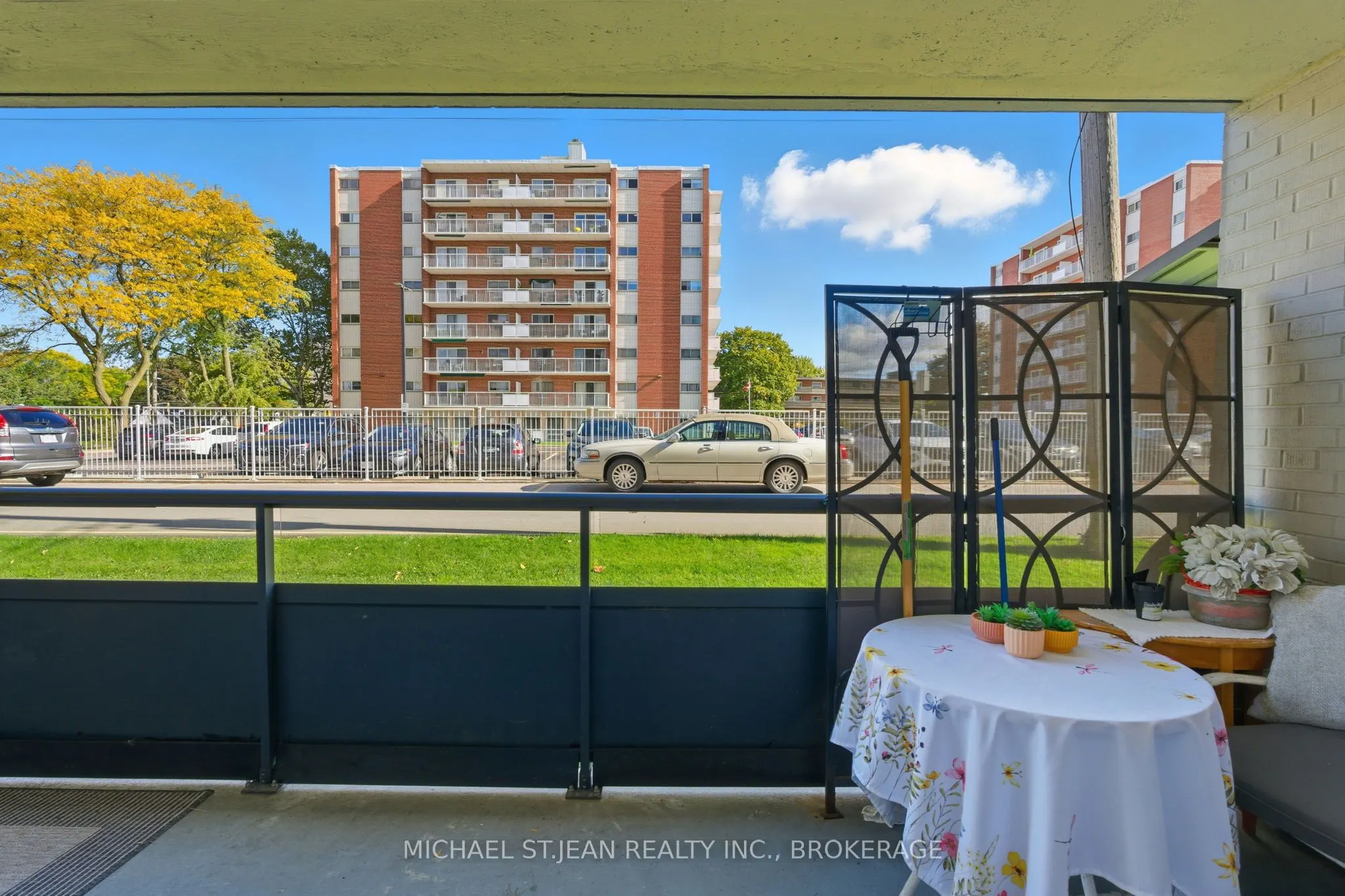 510 Queenston Road, #103