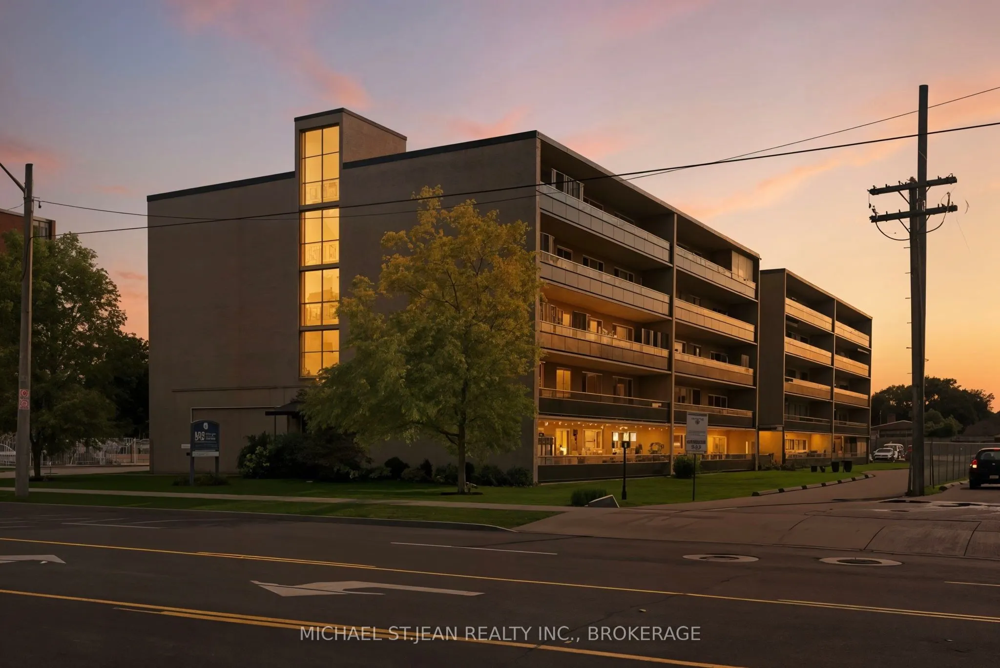 510 Queenston Road, #103