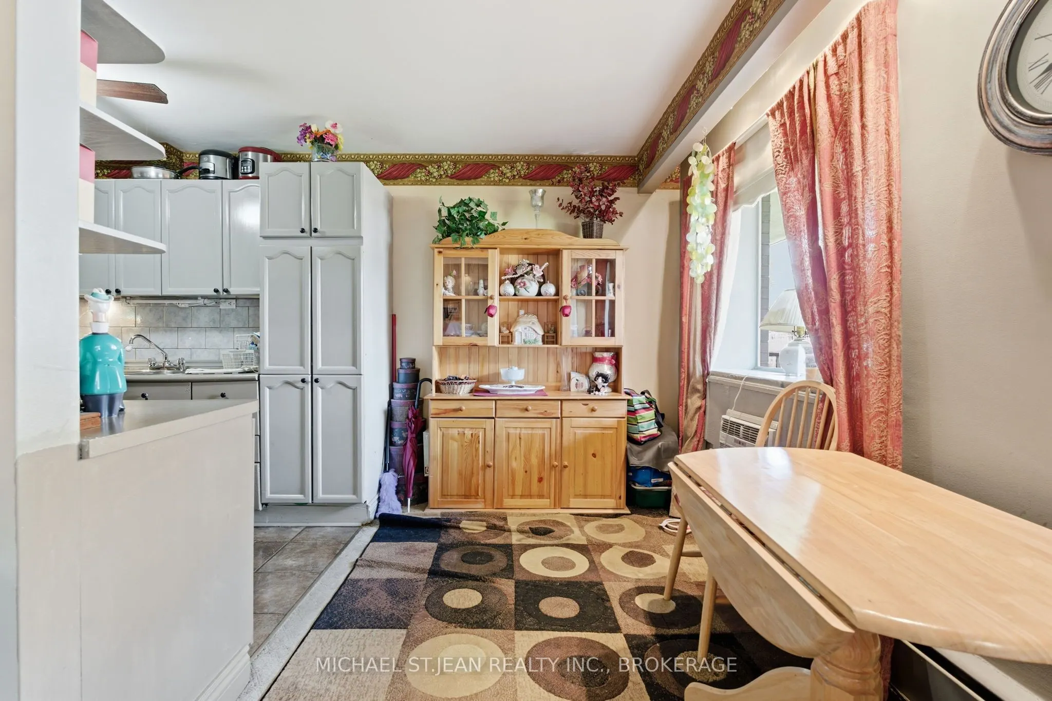 510 Queenston Road, #103