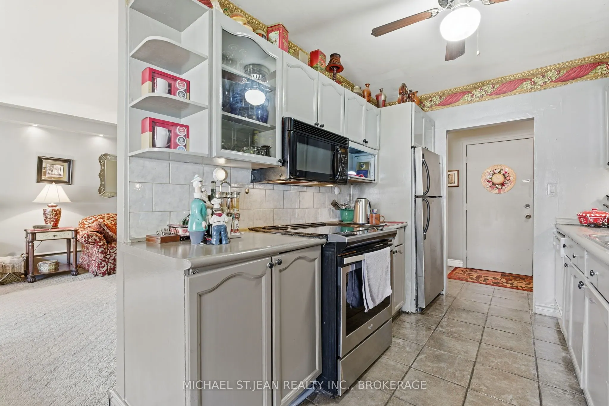510 Queenston Road, #103