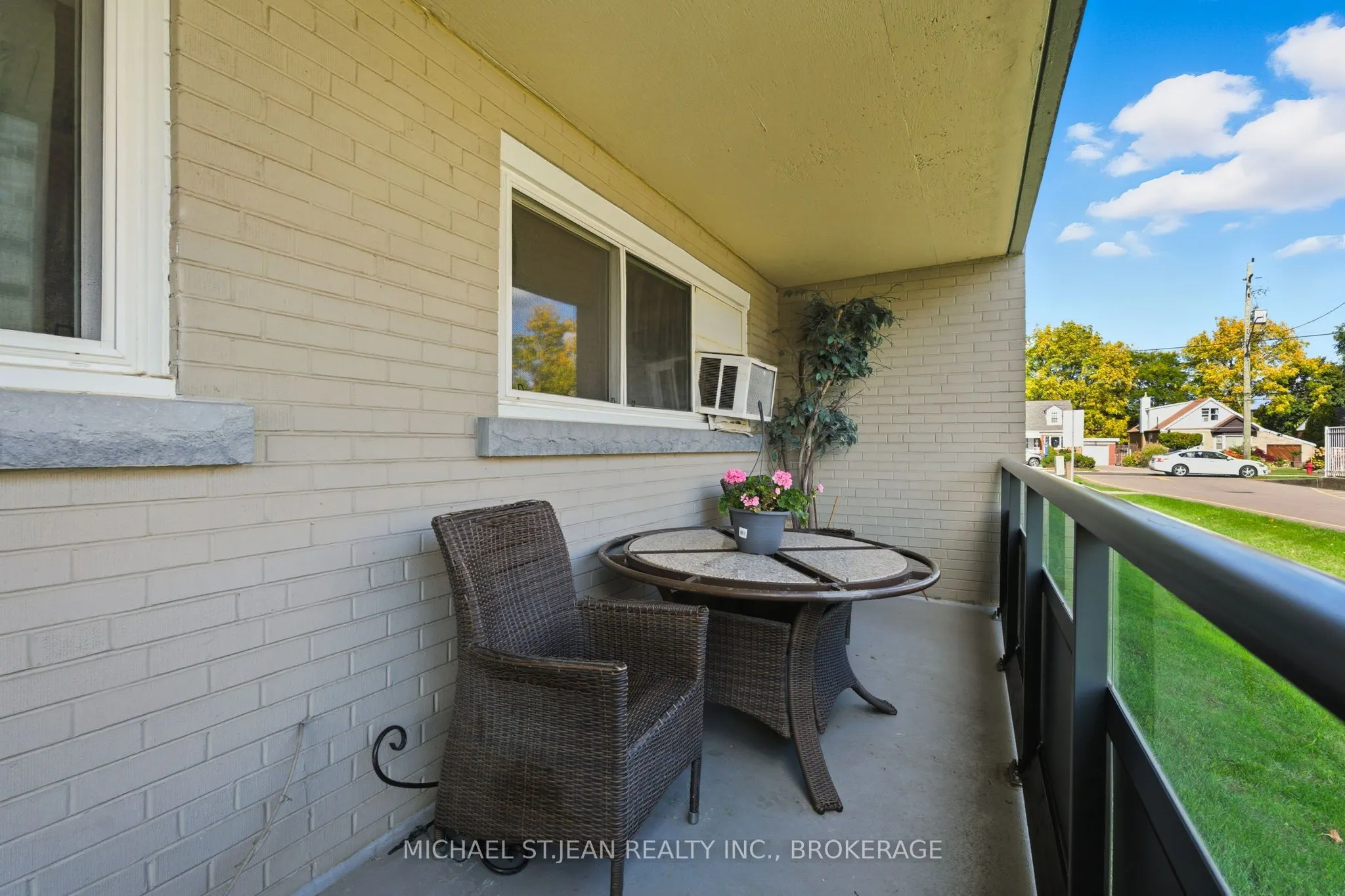 510 Queenston Road, #103