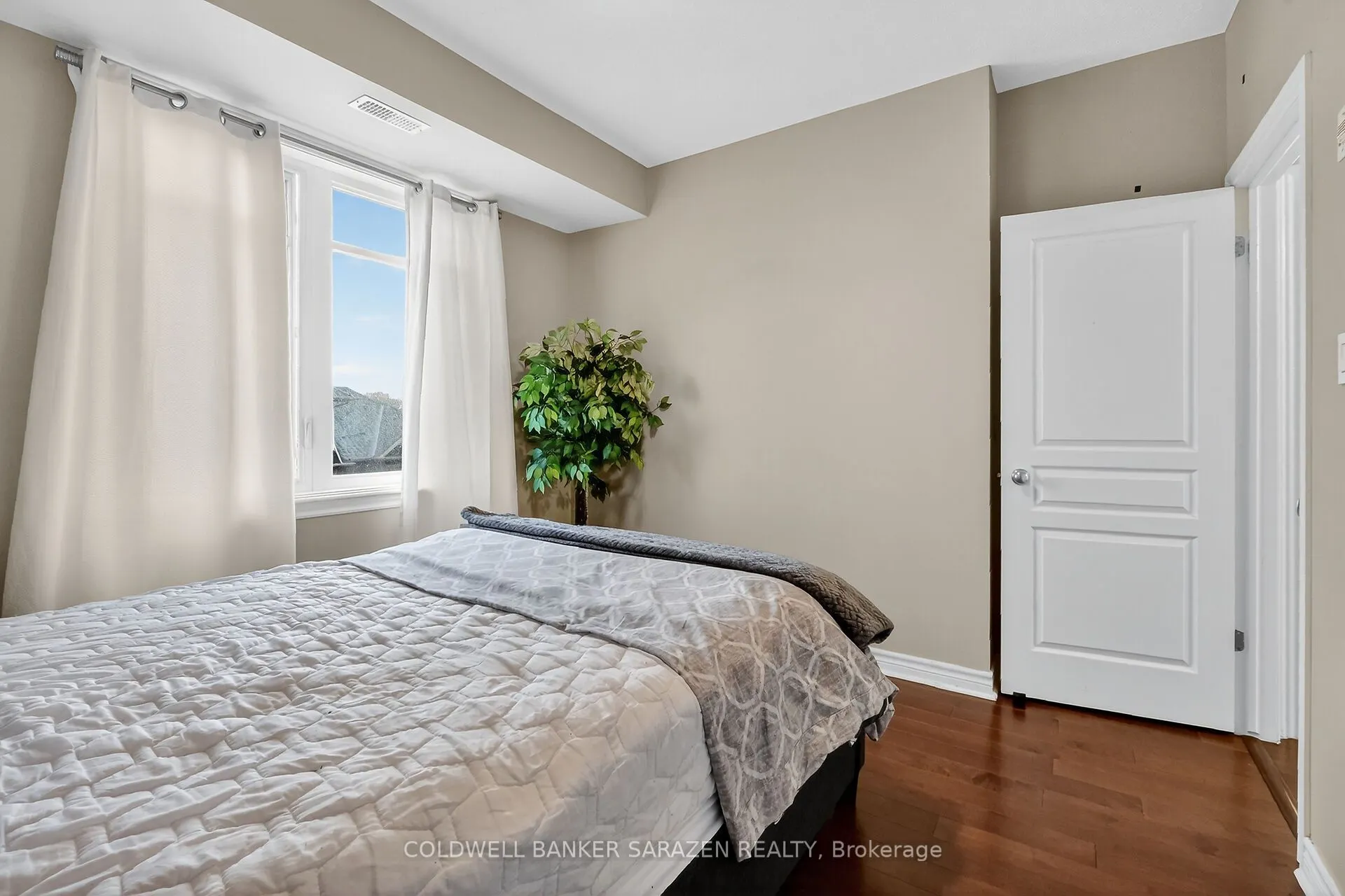 56 Tayside Private, #H