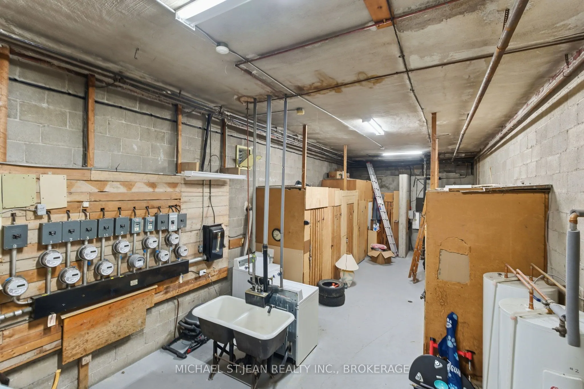 1755 King Street E, #9