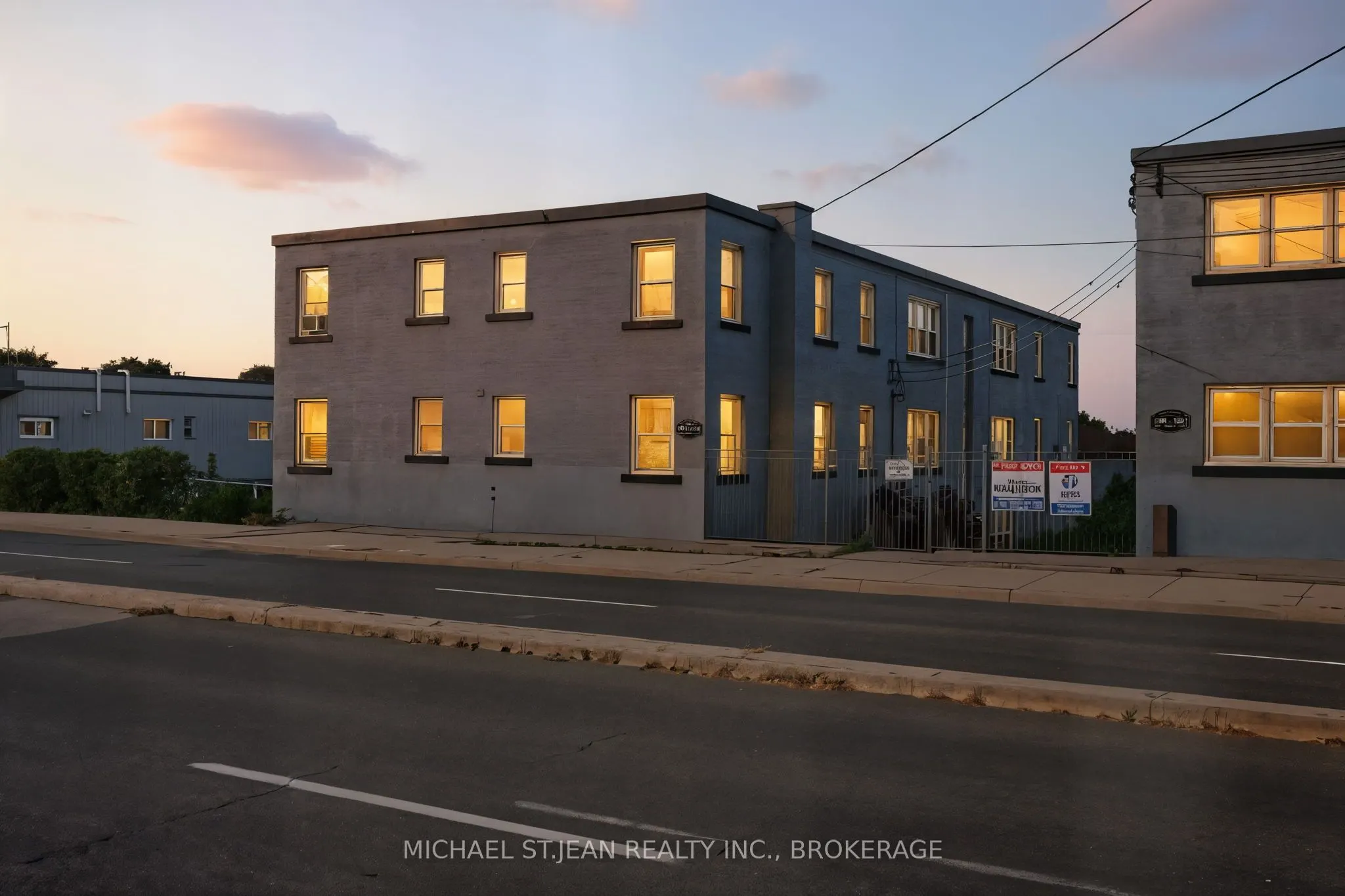 1755 King Street E, #9