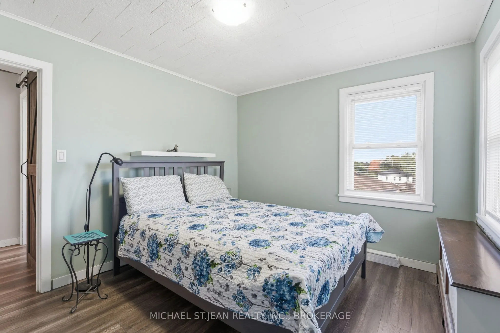 1755 King Street E, #9