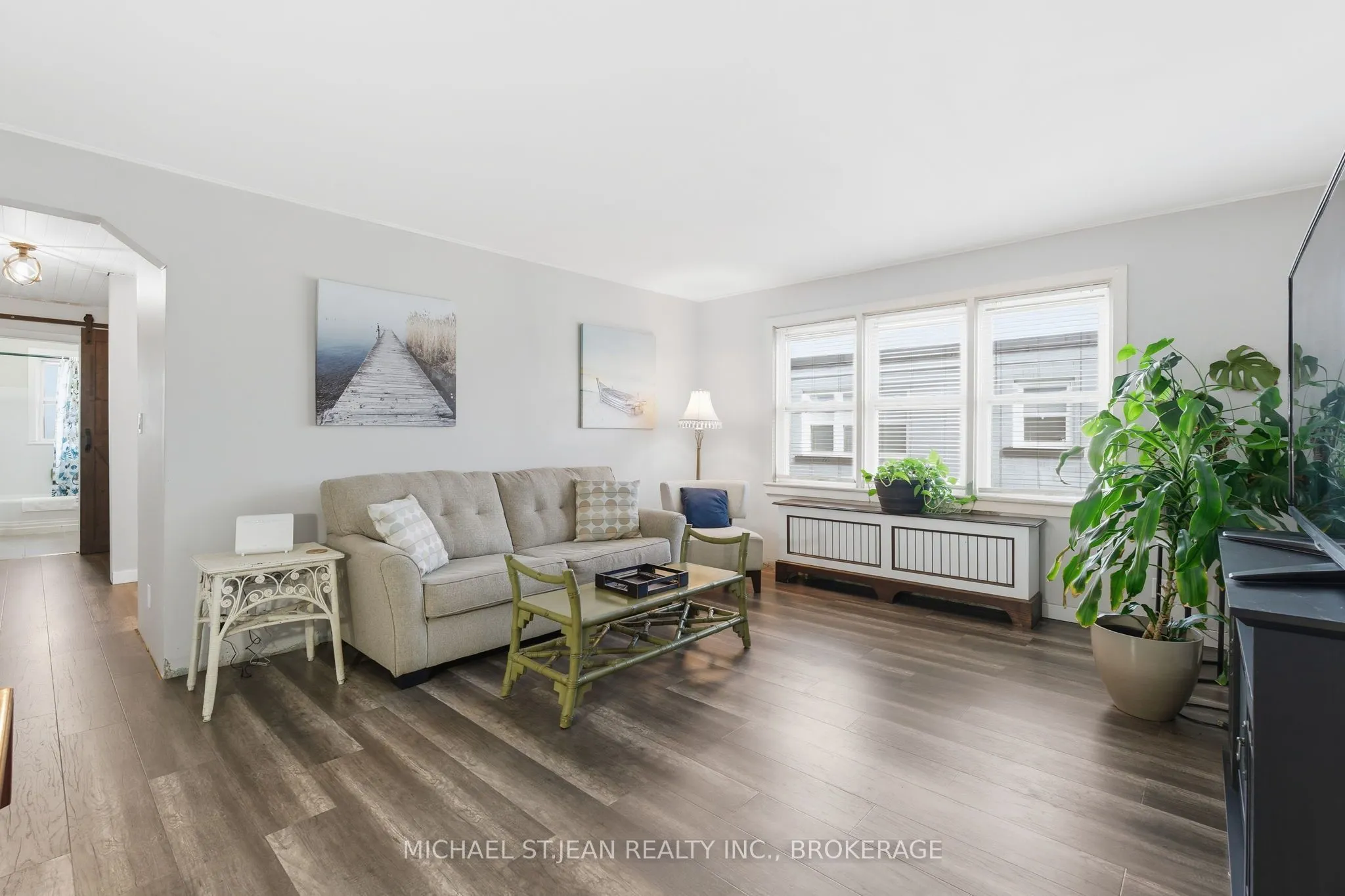 1755 King Street E, #9