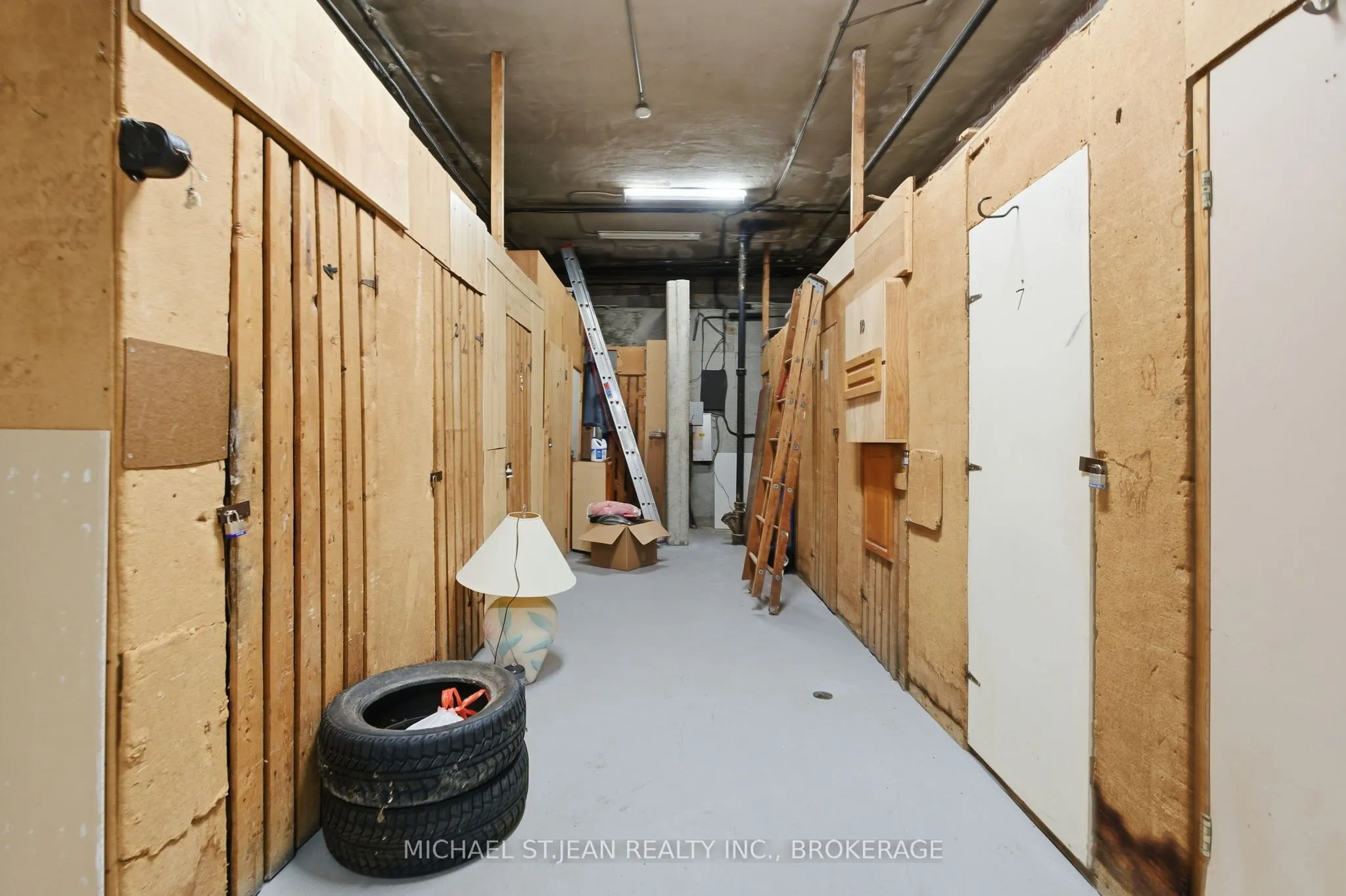 1755 King Street E, #9