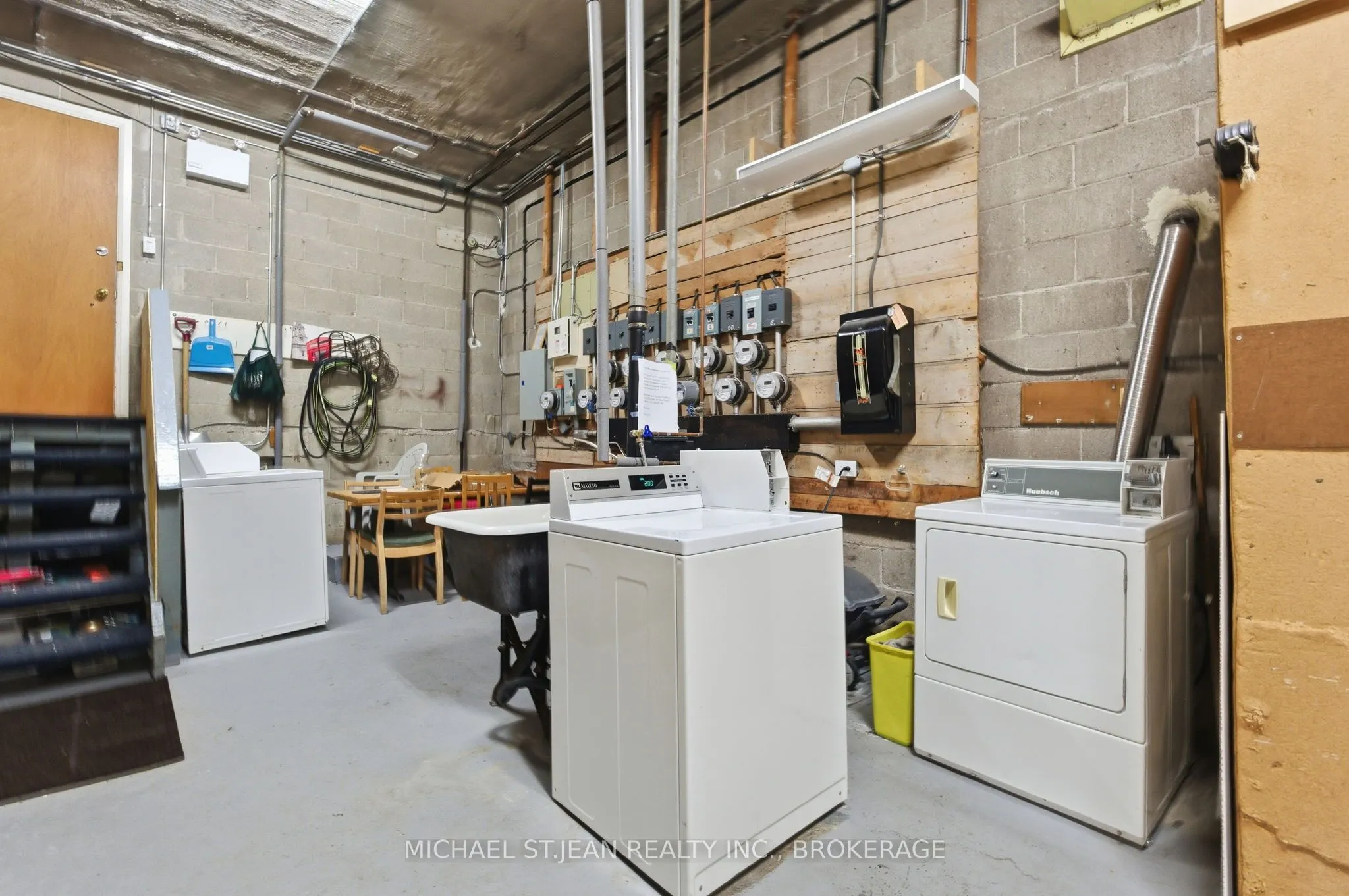 1755 King Street E, #9