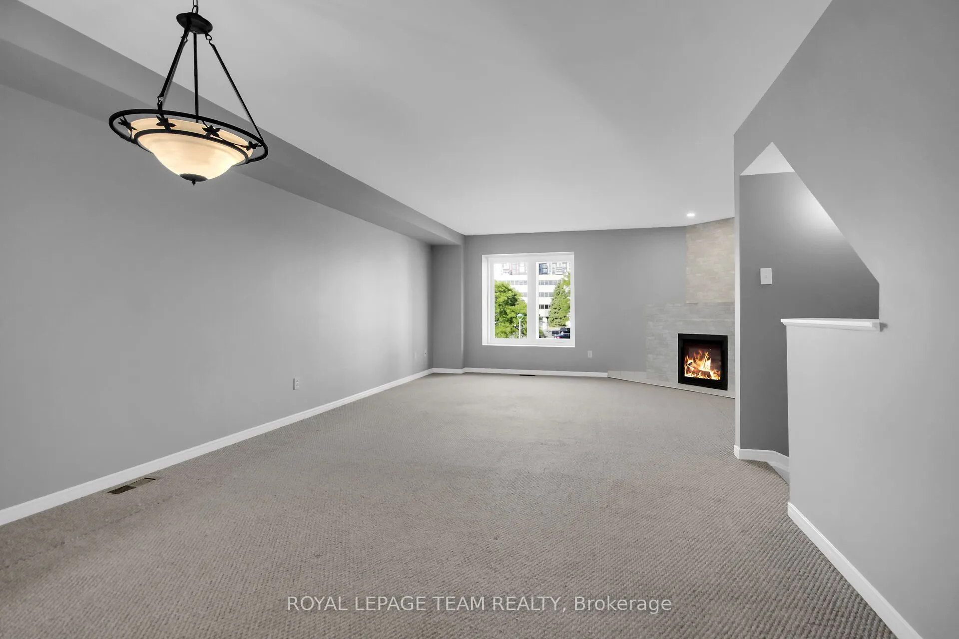 89 Thornbury Crescent