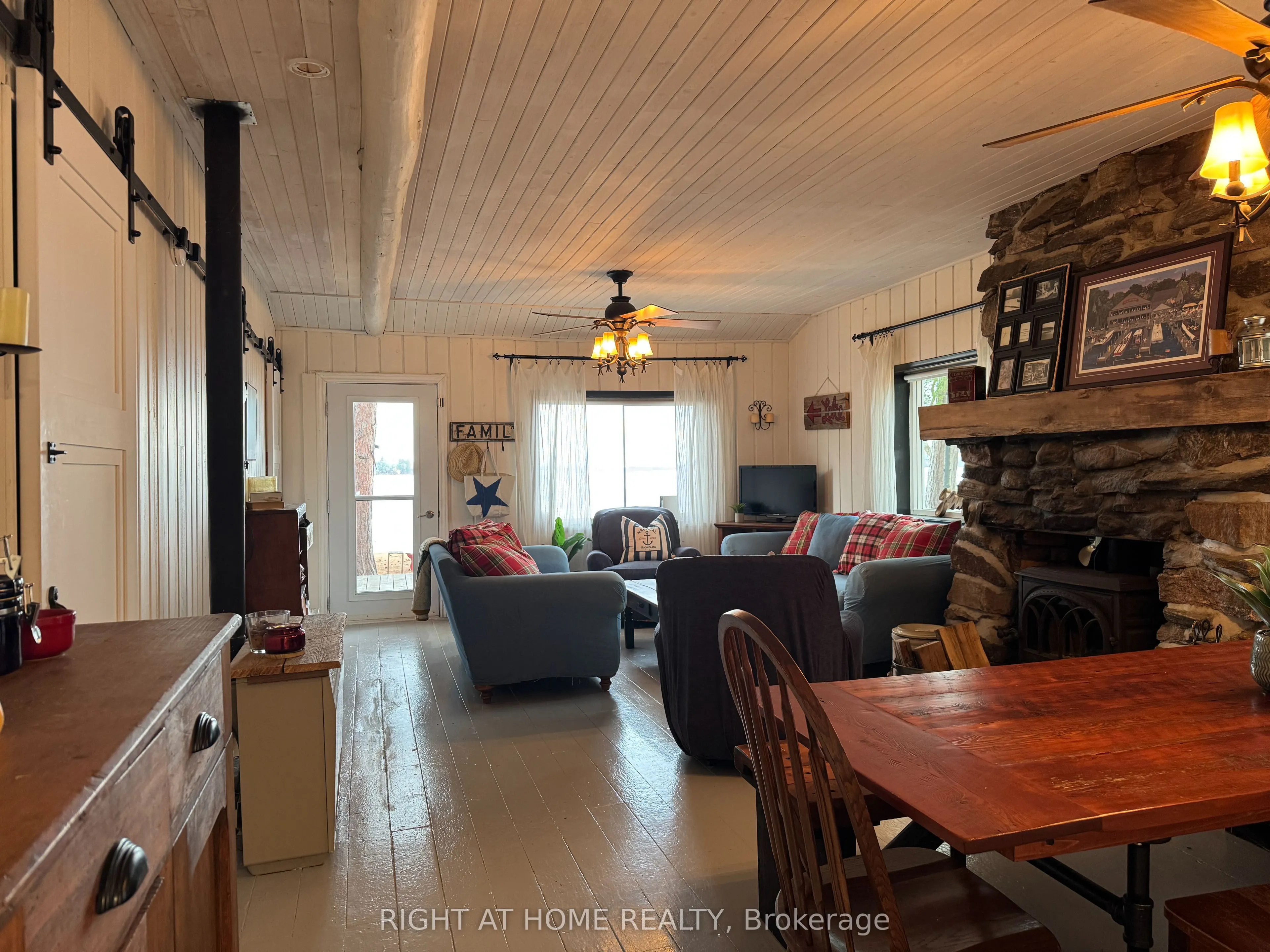 549 Red Rock Rd Road