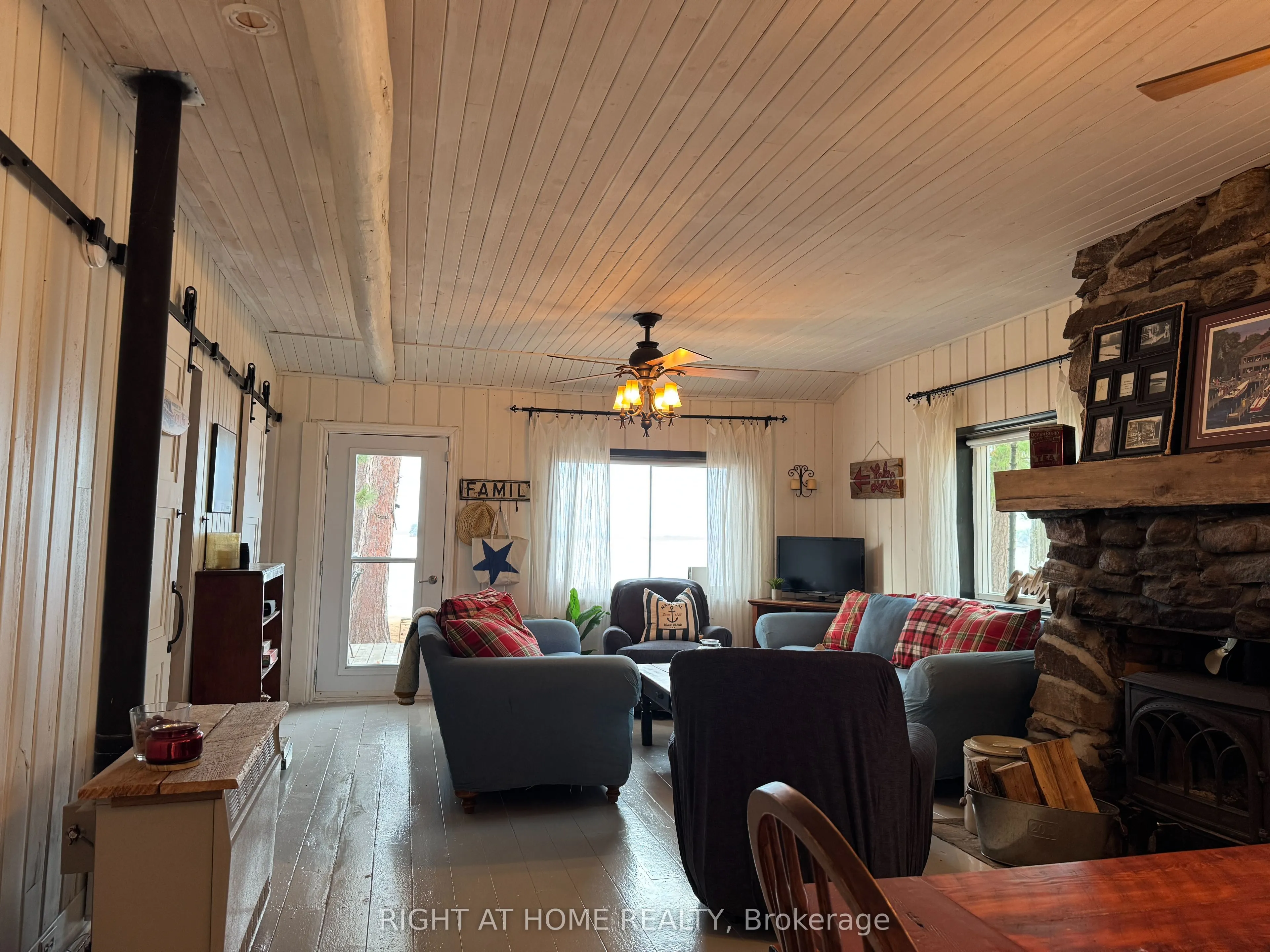549 Red Rock Rd Road