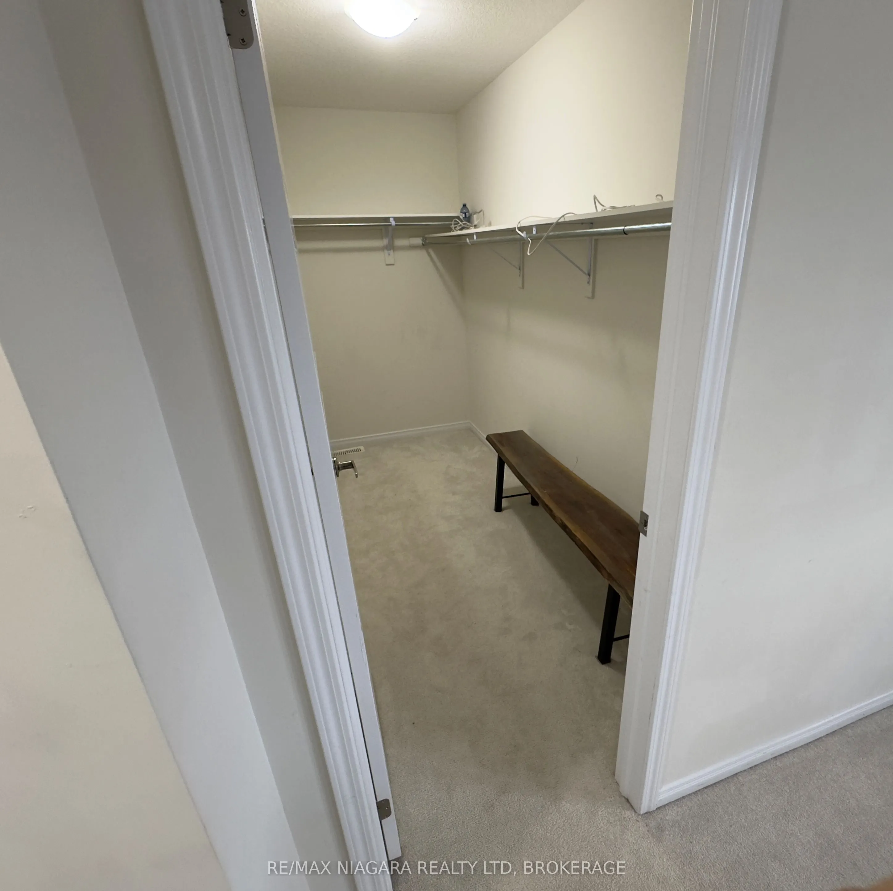 20 Legacy Lane
