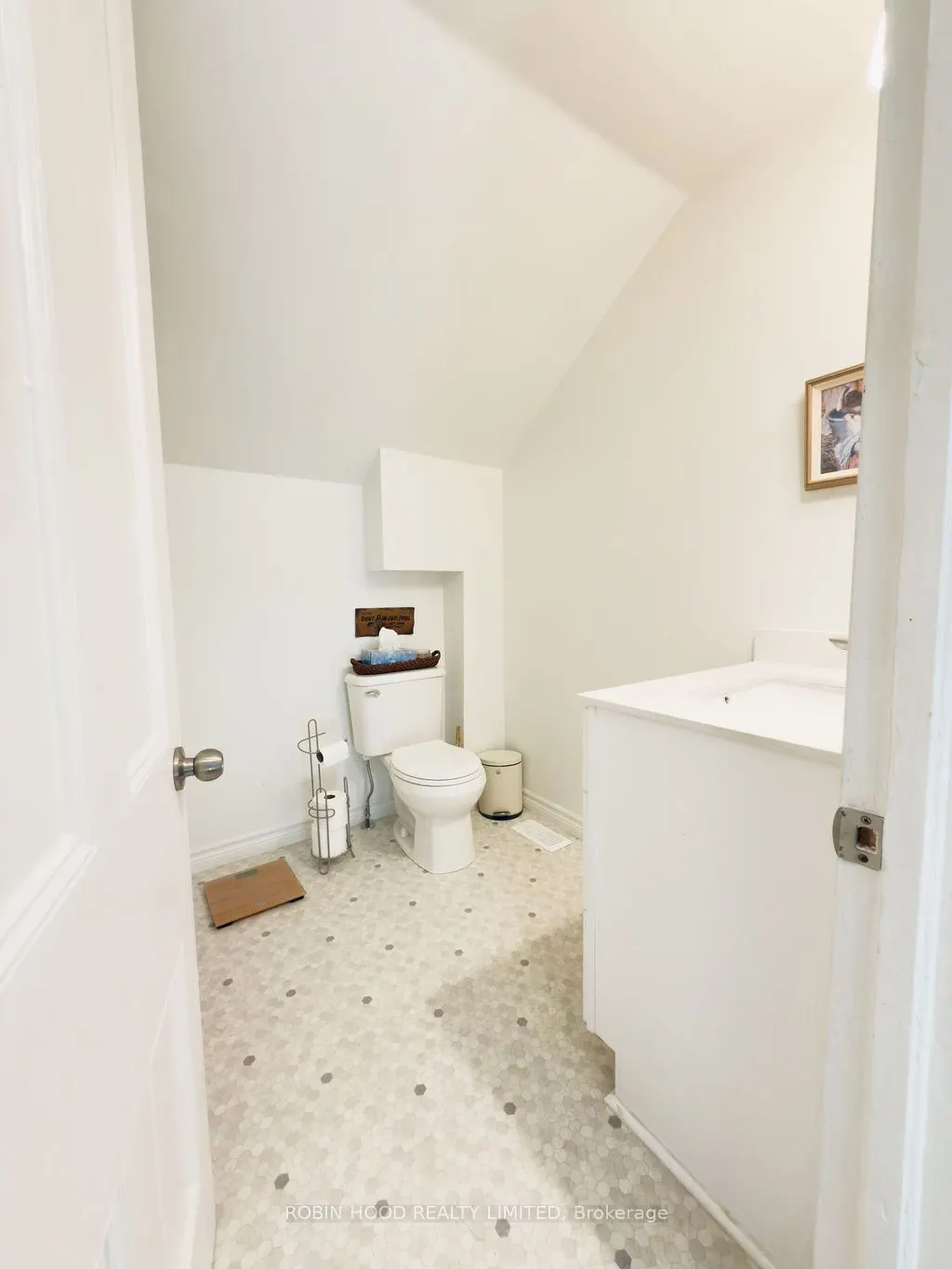 155 Grand Avenue S