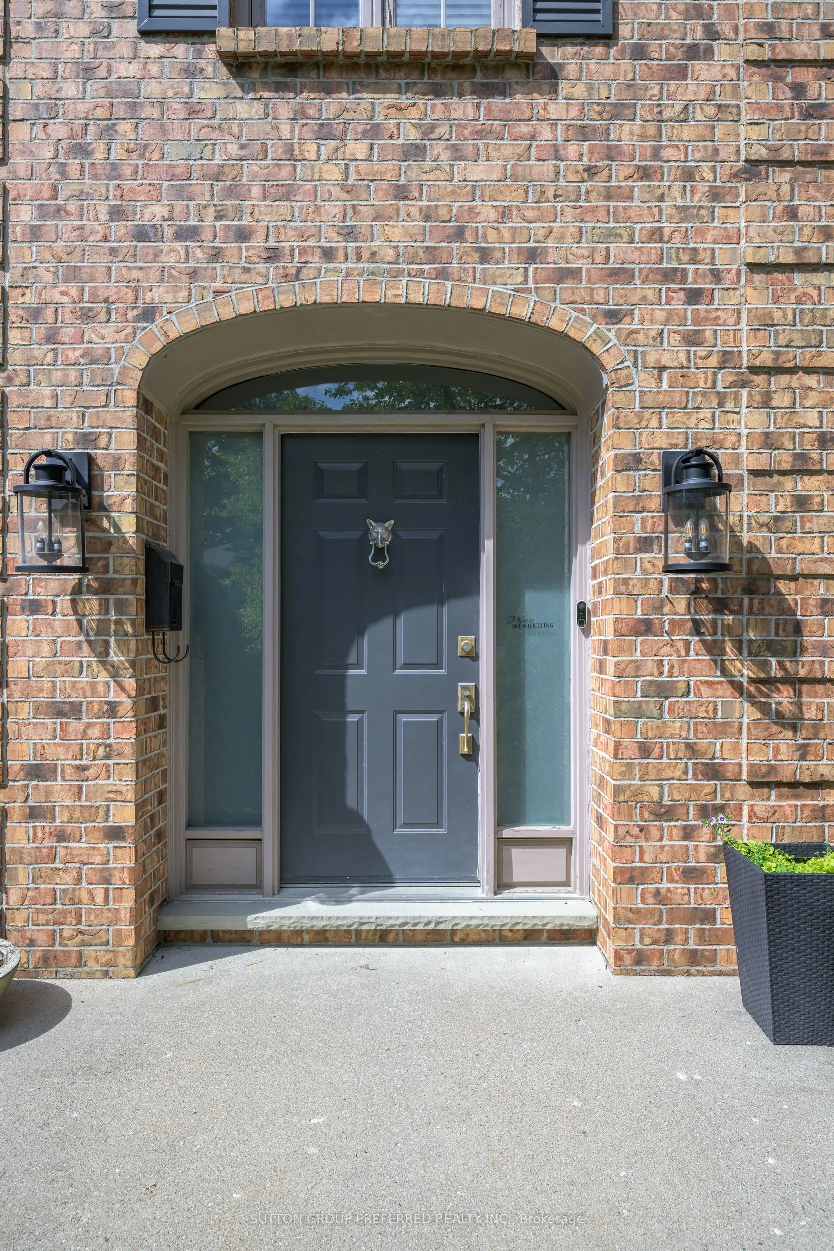 22 Mapleton Place