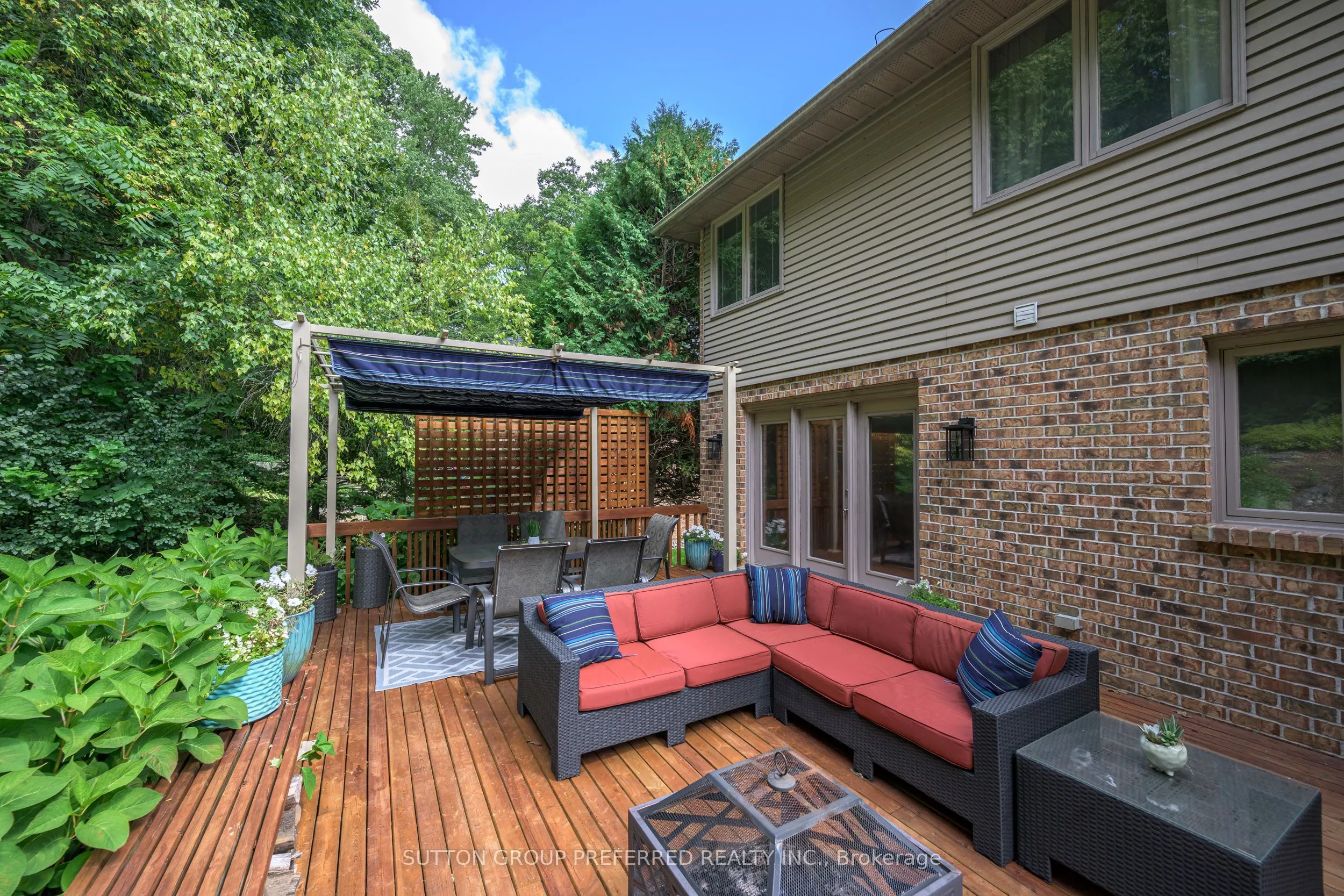 22 Mapleton Place