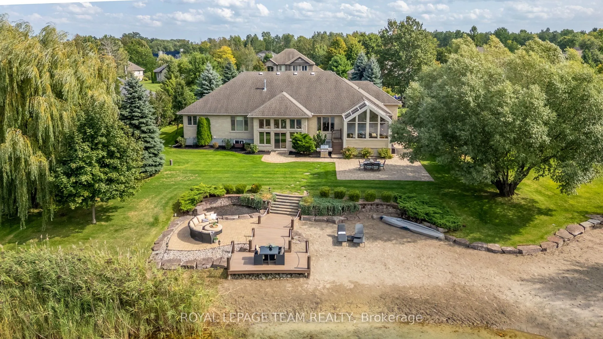 6903 Lake Forest Walk