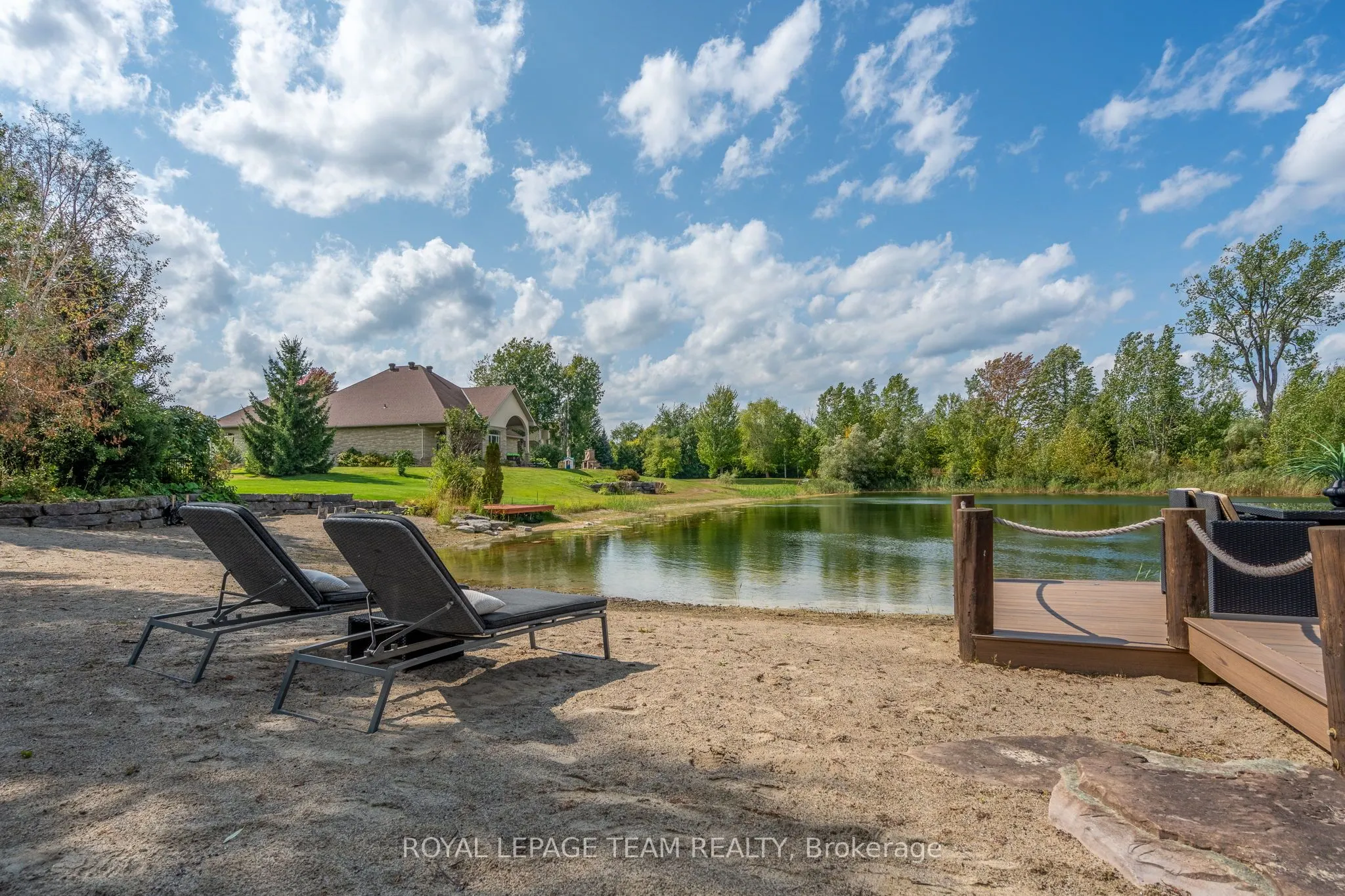 6903 Lake Forest Walk