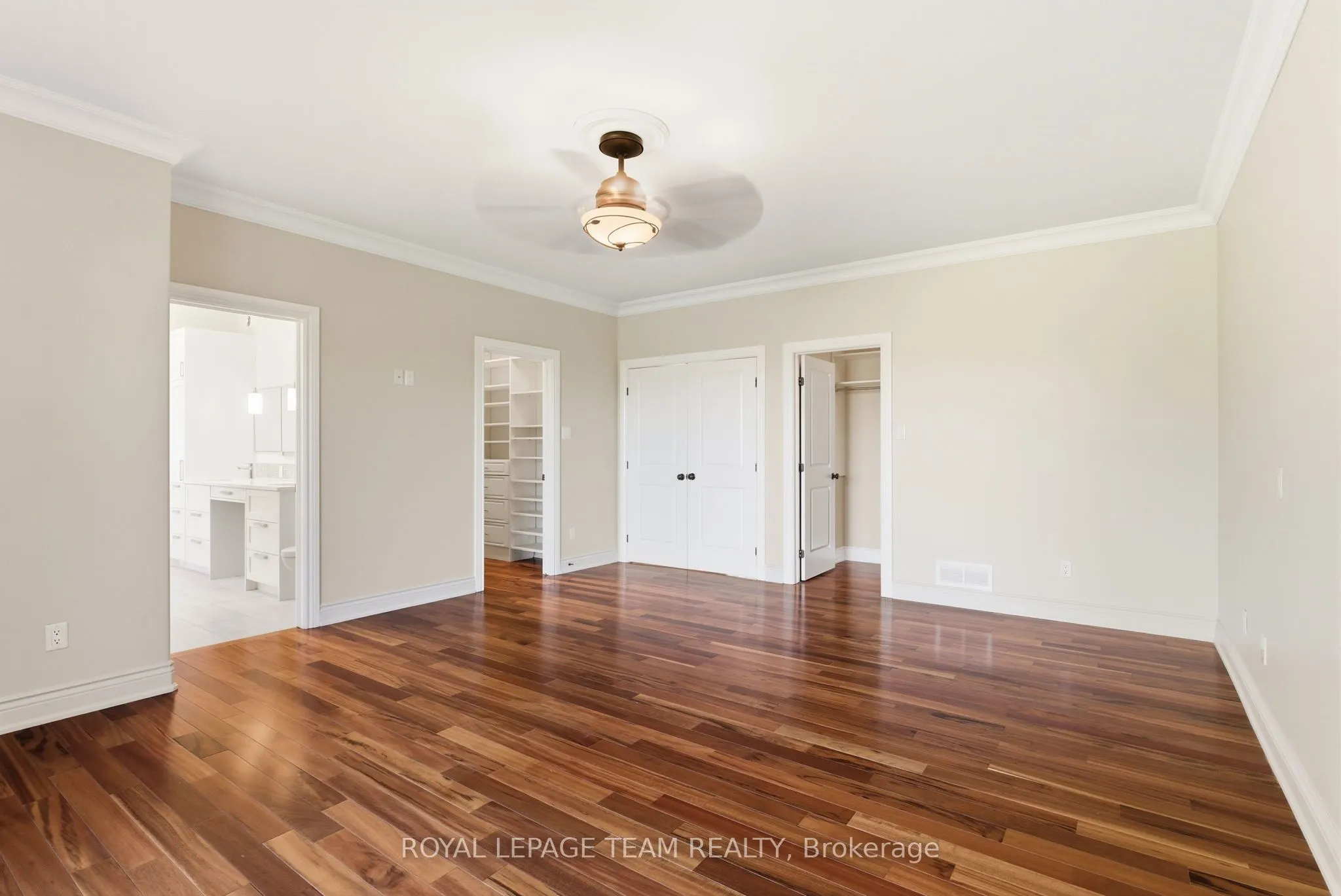 6903 Lake Forest Walk