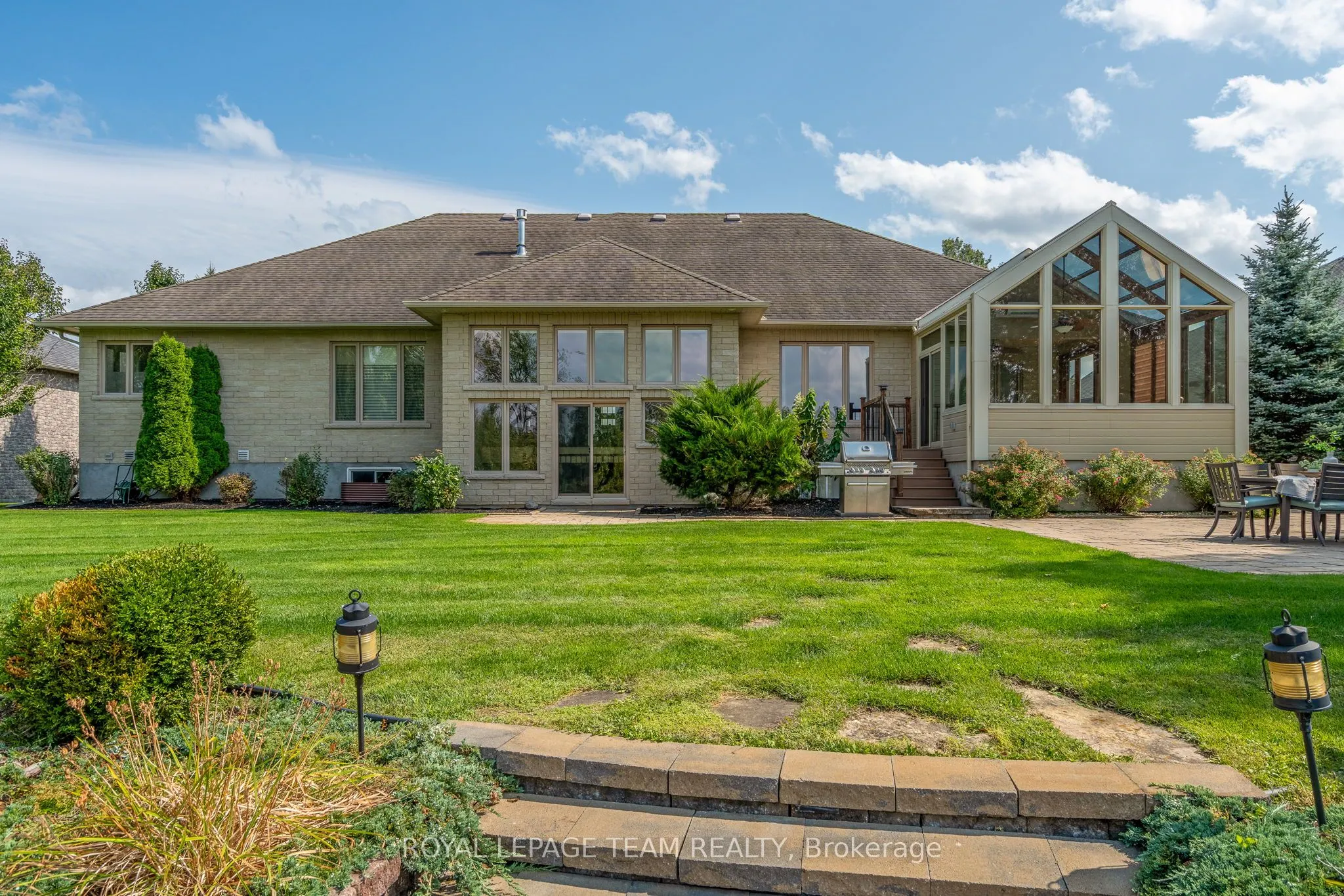 6903 Lake Forest Walk