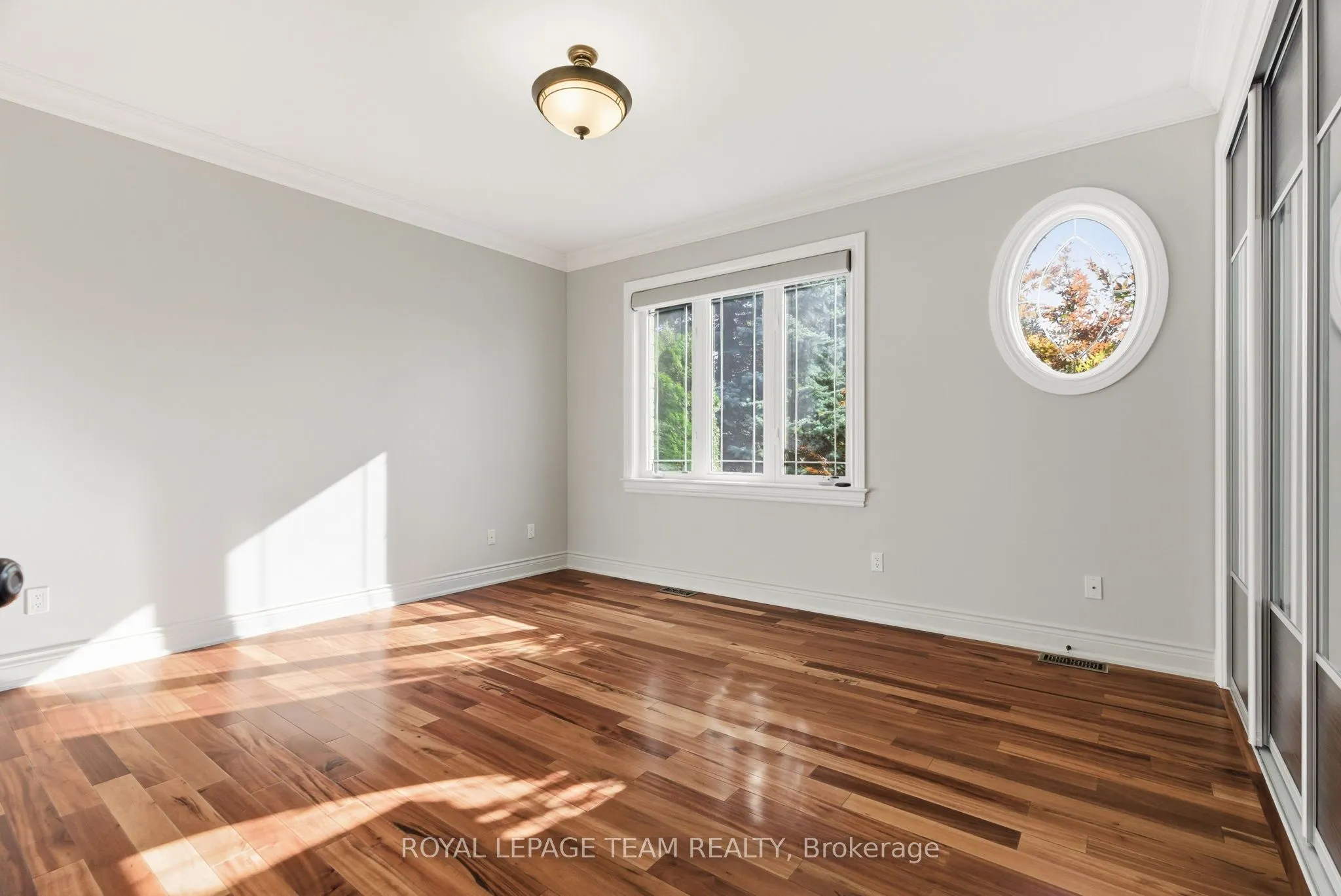 6903 Lake Forest Walk