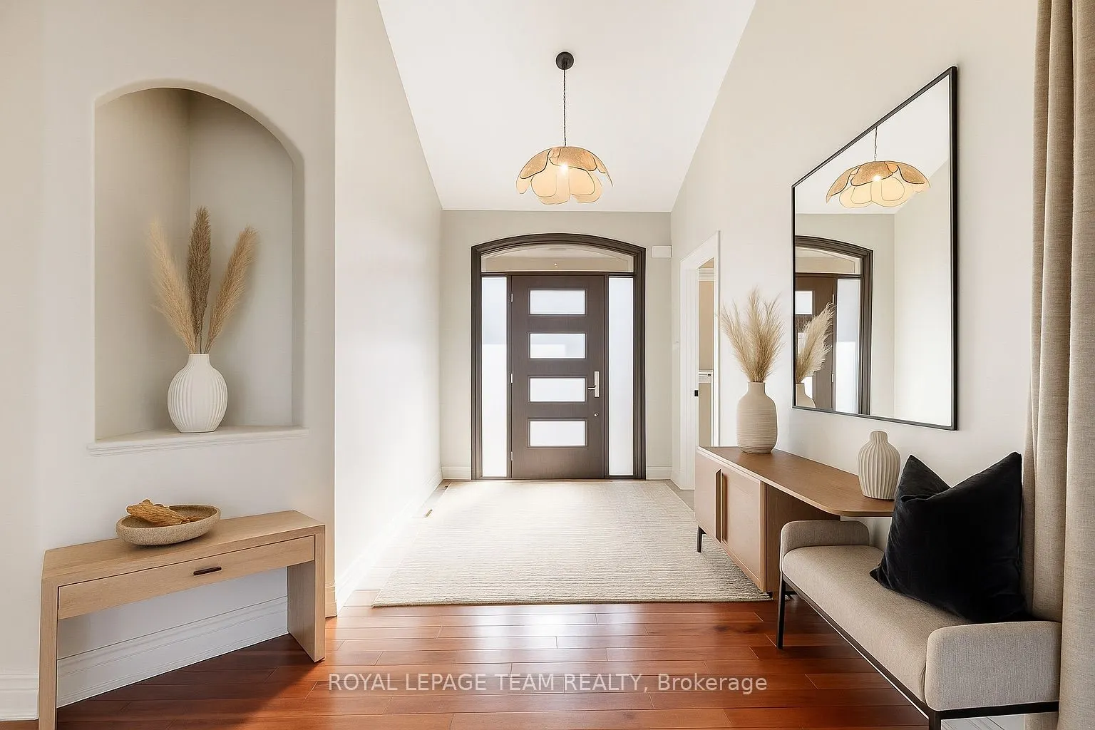 6903 Lake Forest Walk