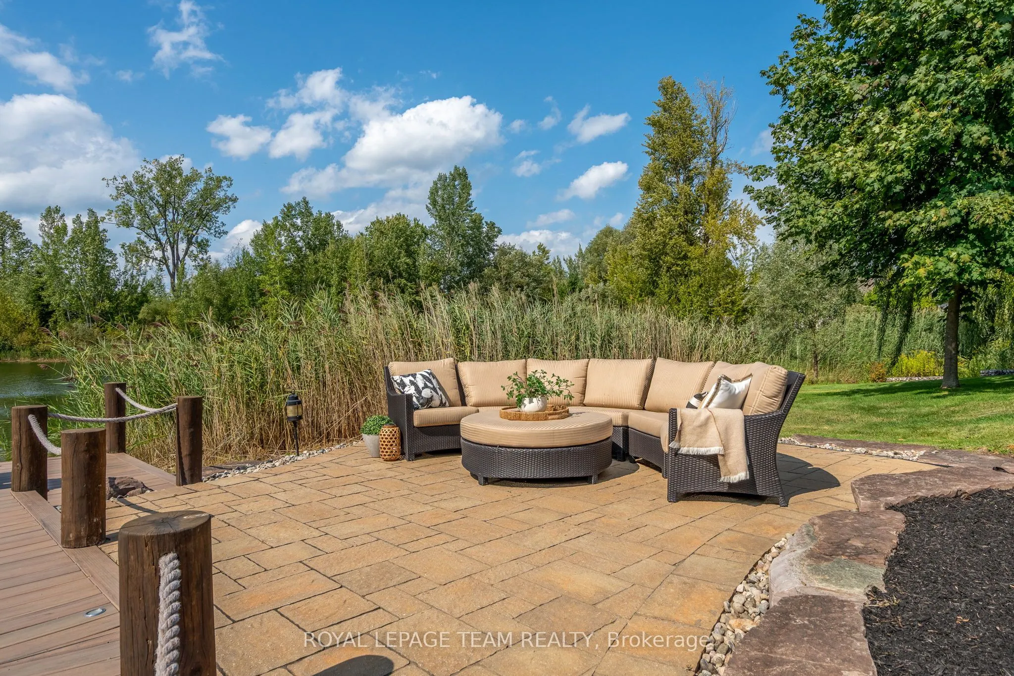 6903 Lake Forest Walk