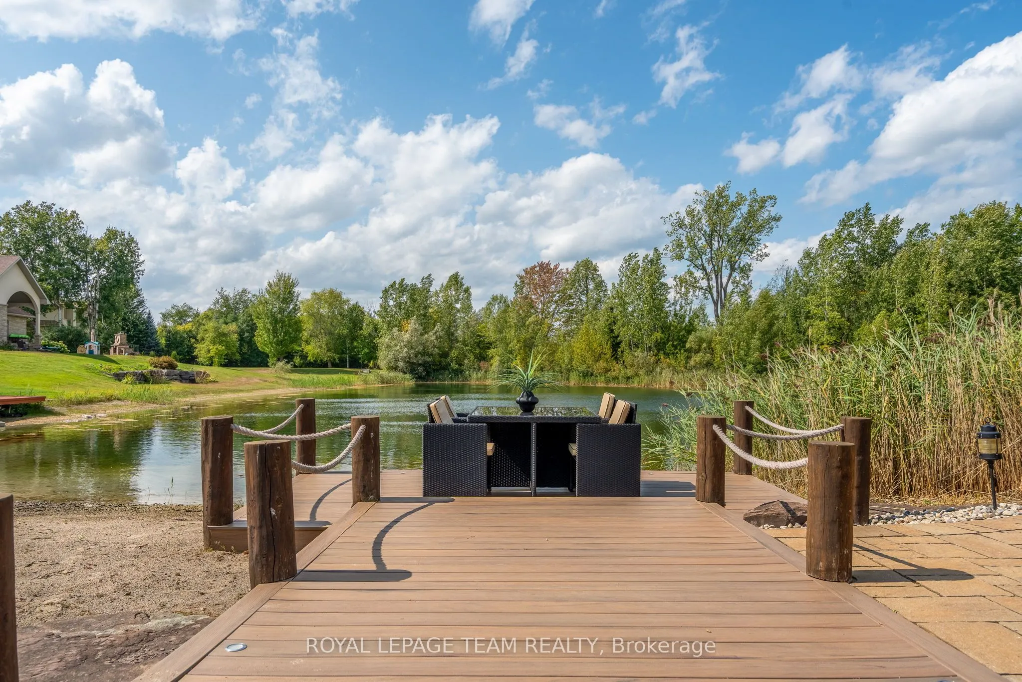 6903 Lake Forest Walk