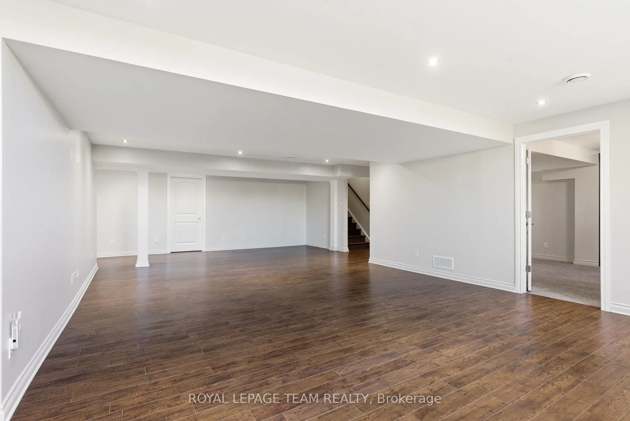 6903 Lake Forest Walk