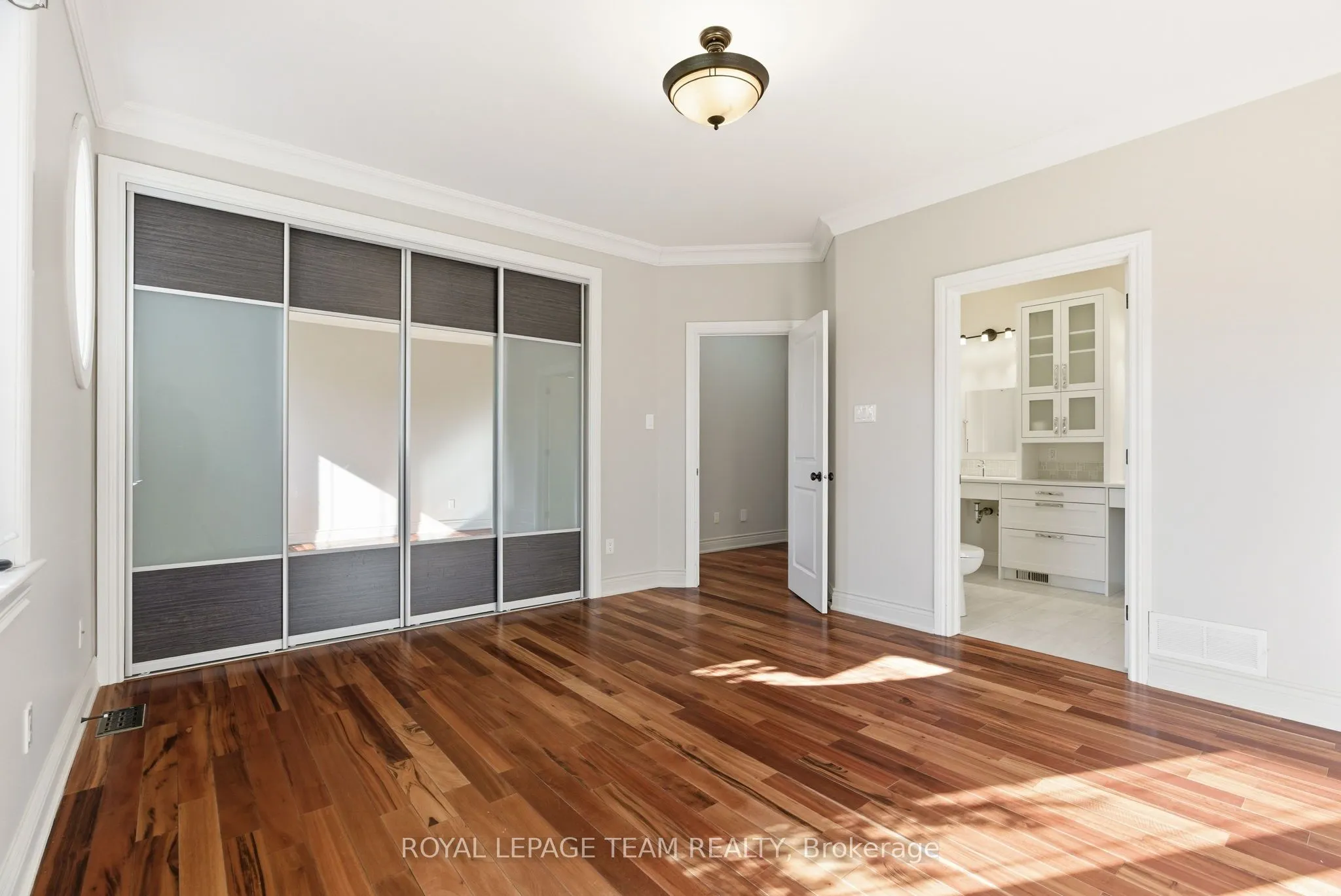 6903 Lake Forest Walk