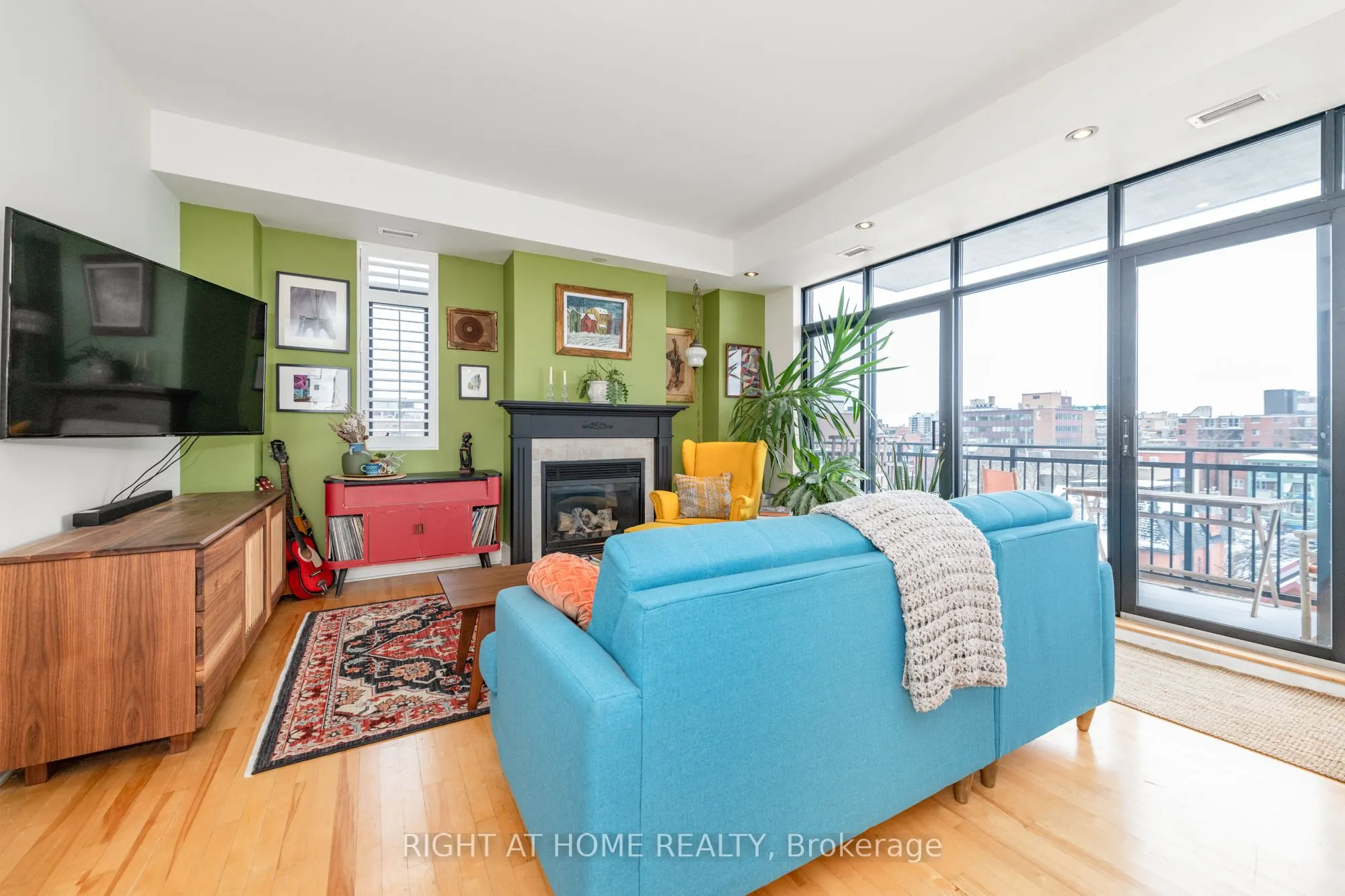 364 Cooper Street, #504