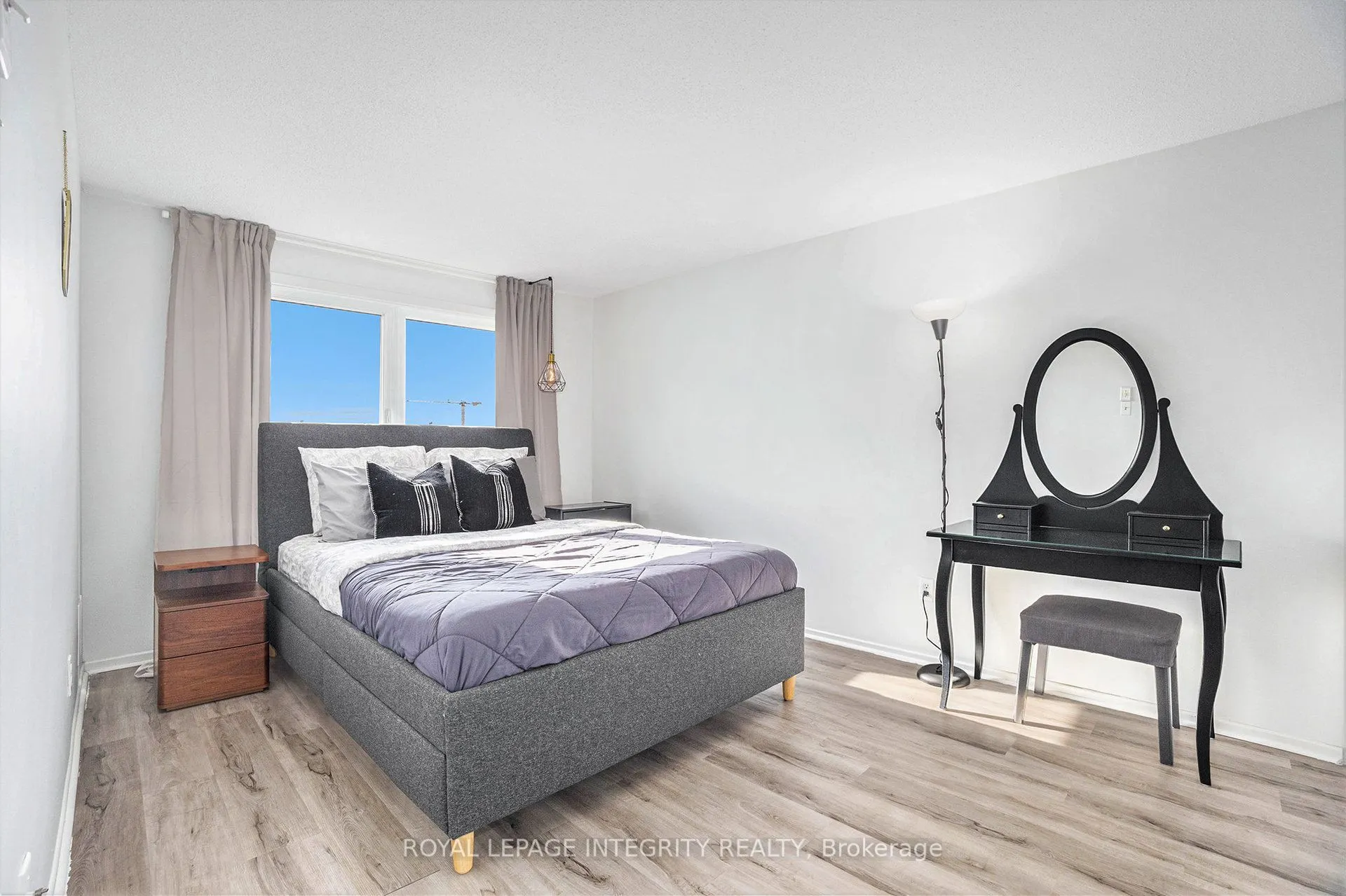 3333 Mccarthy Road, #17