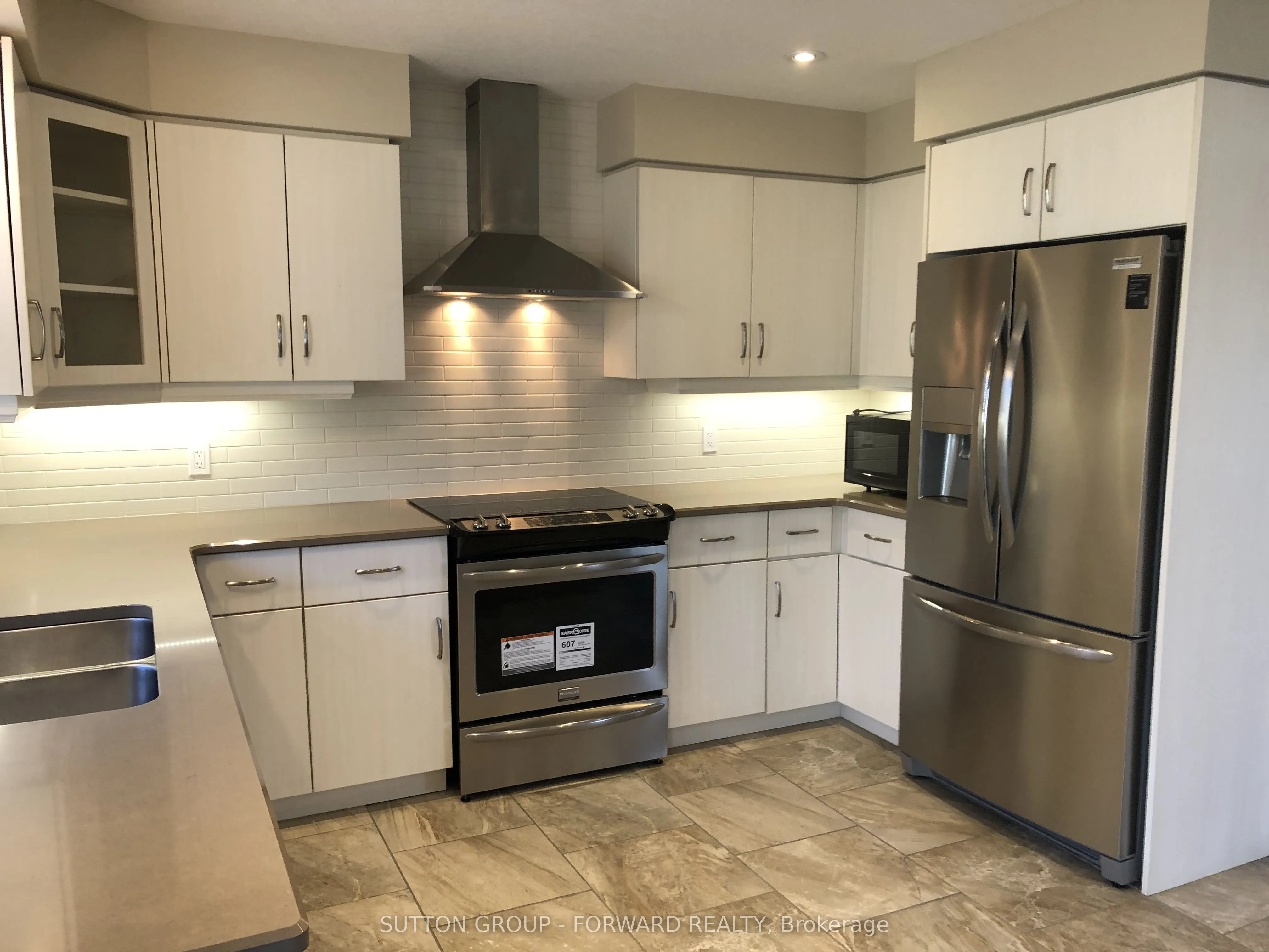 1220 Riverbend Road, #69