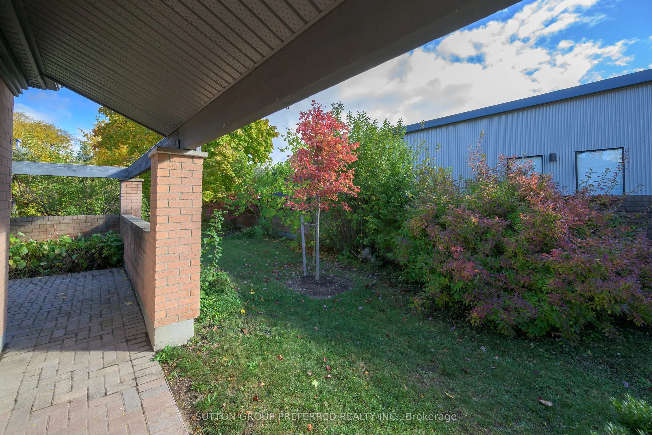 50 Fiddlers Green Road, #51