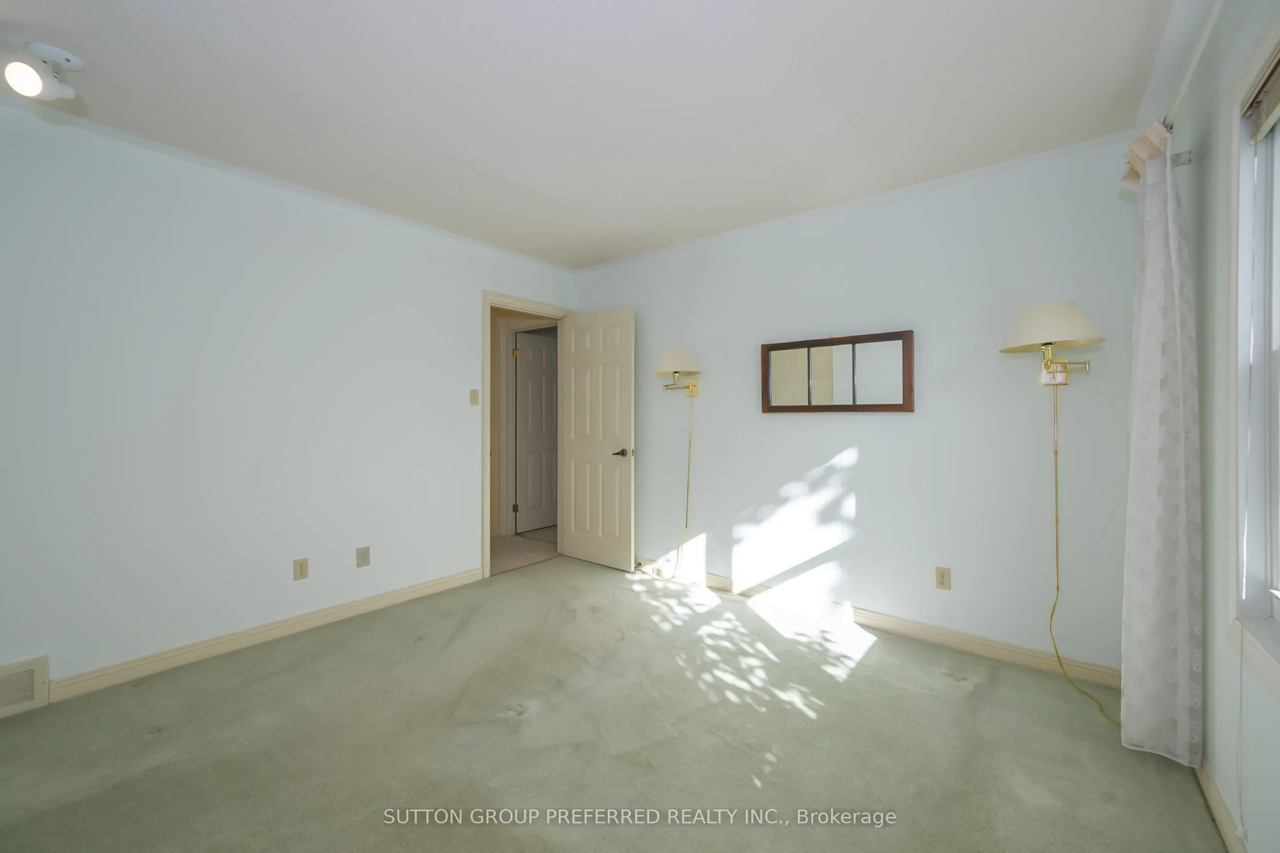 50 Fiddlers Green Road, #51