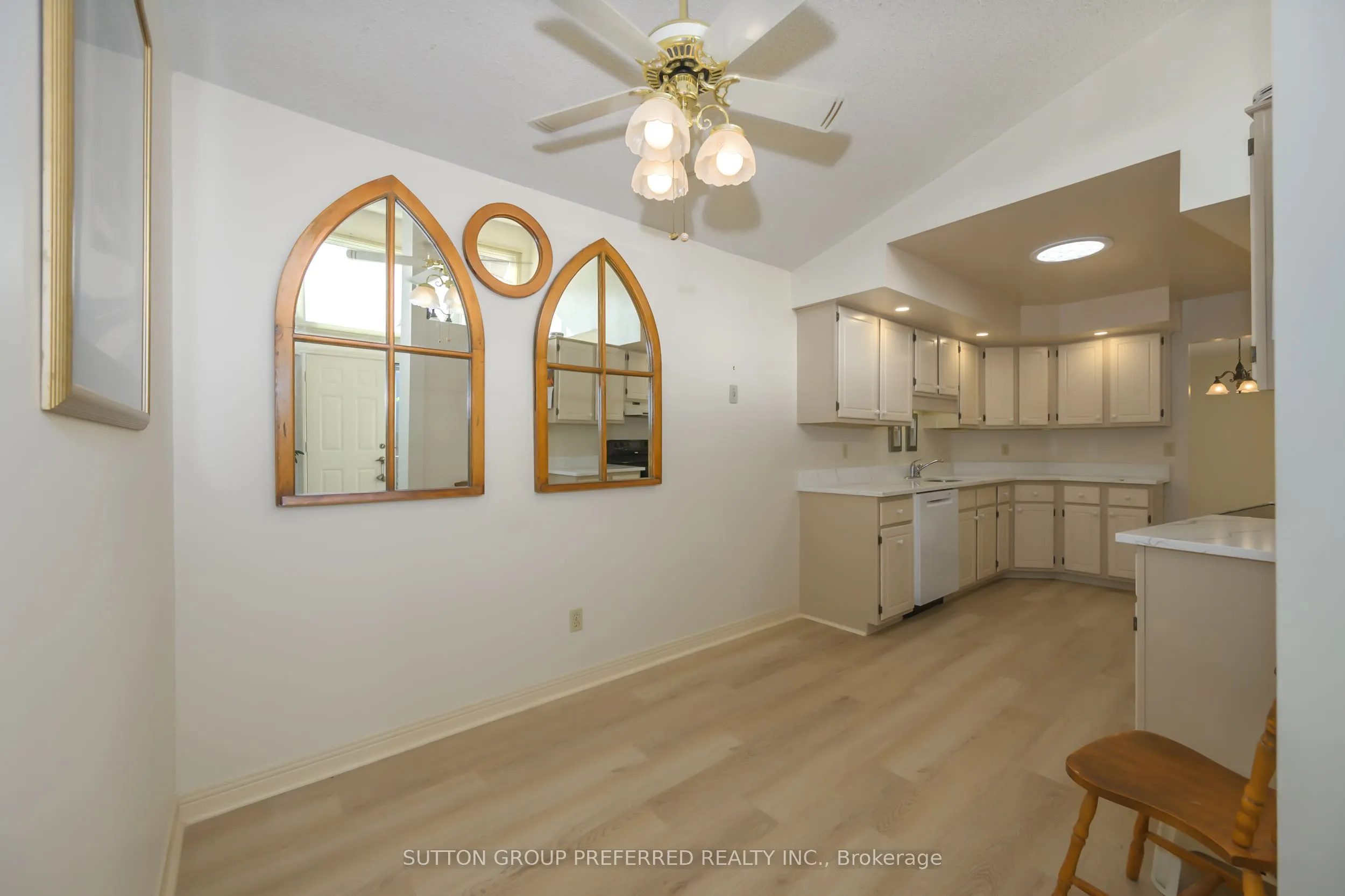 50 Fiddlers Green Road, #51