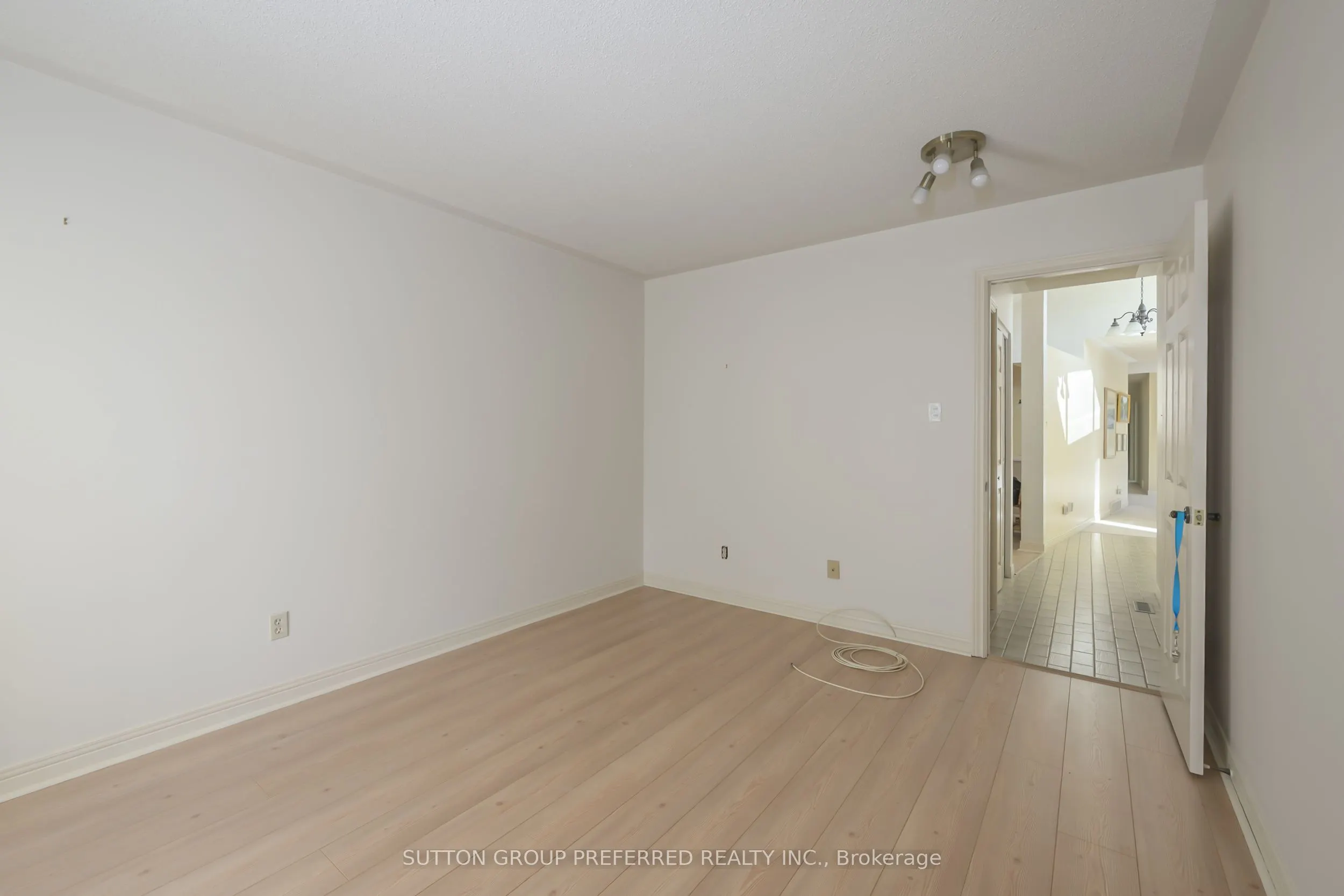 50 Fiddlers Green Road, #51
