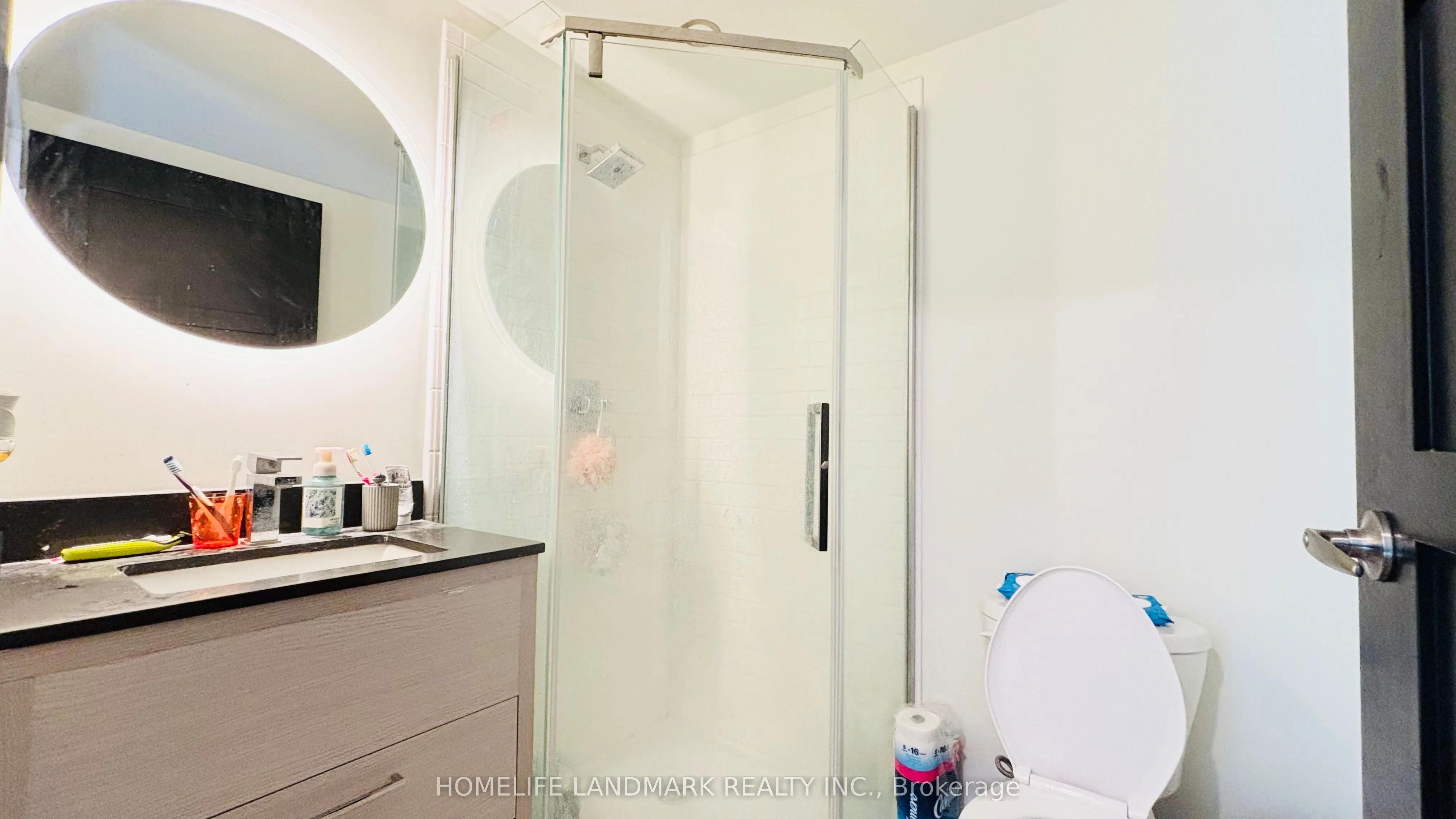 145 Columbia Street W, #1536