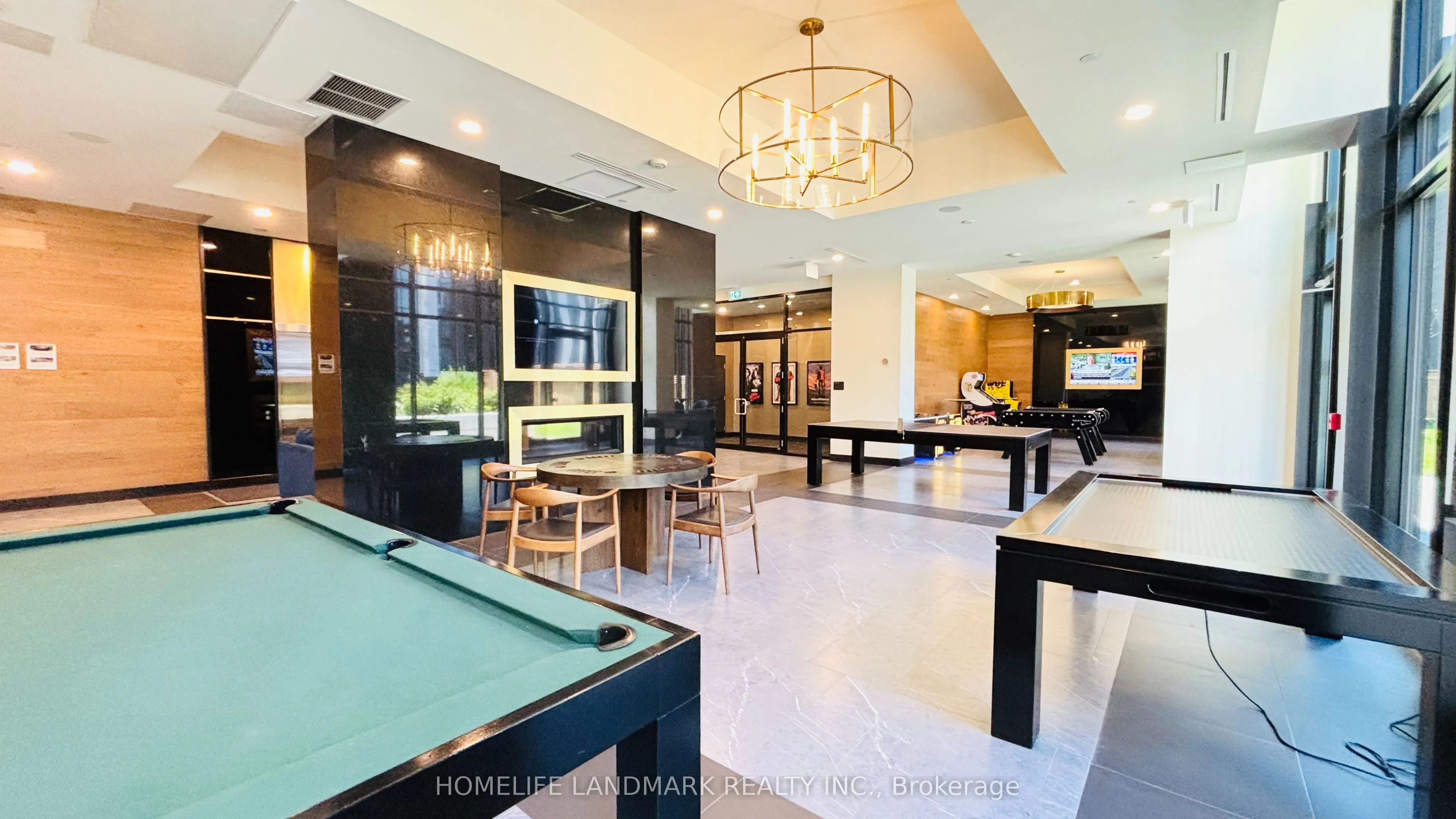 145 Columbia Street W, #1536