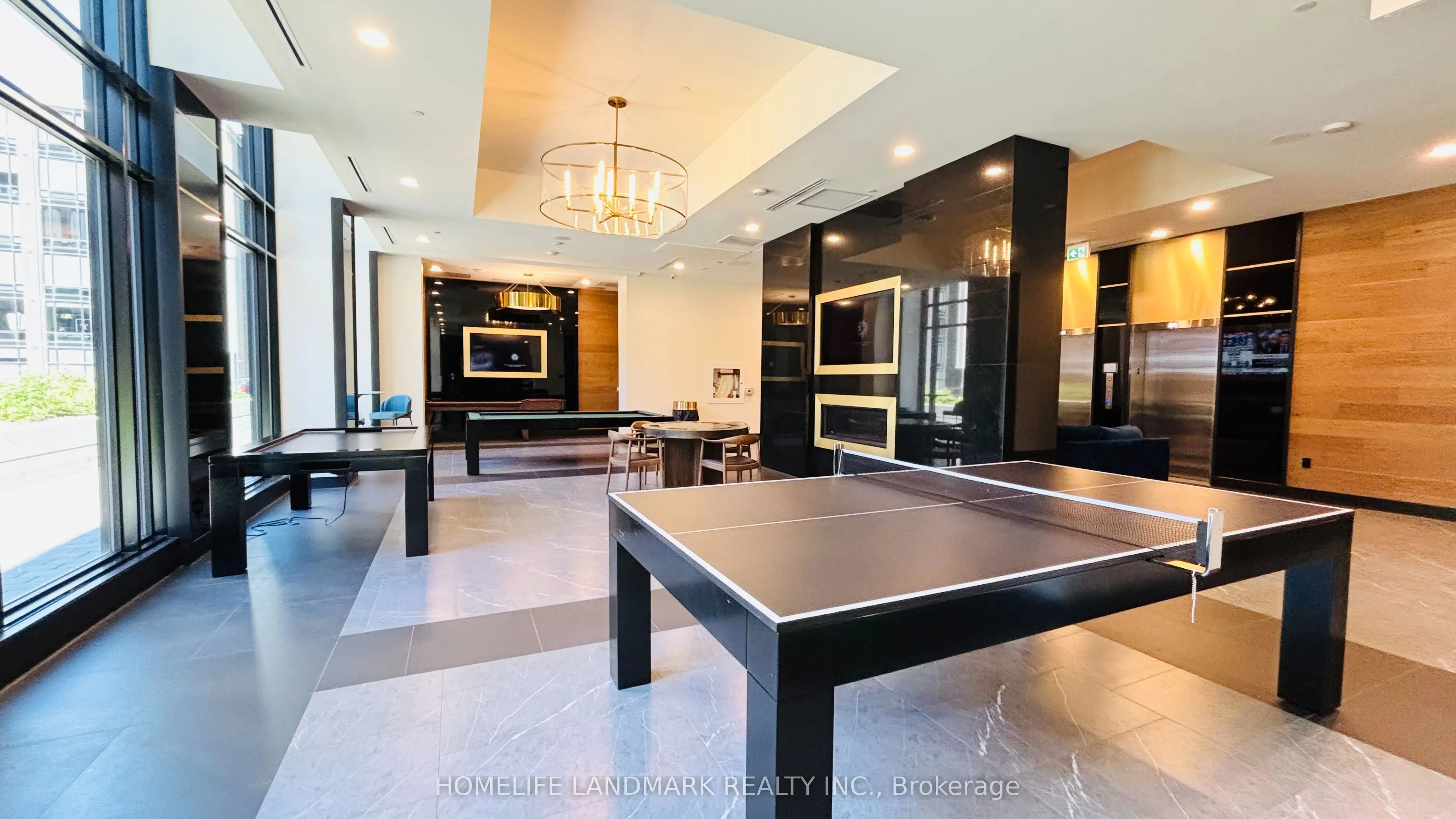 145 Columbia Street W, #1536