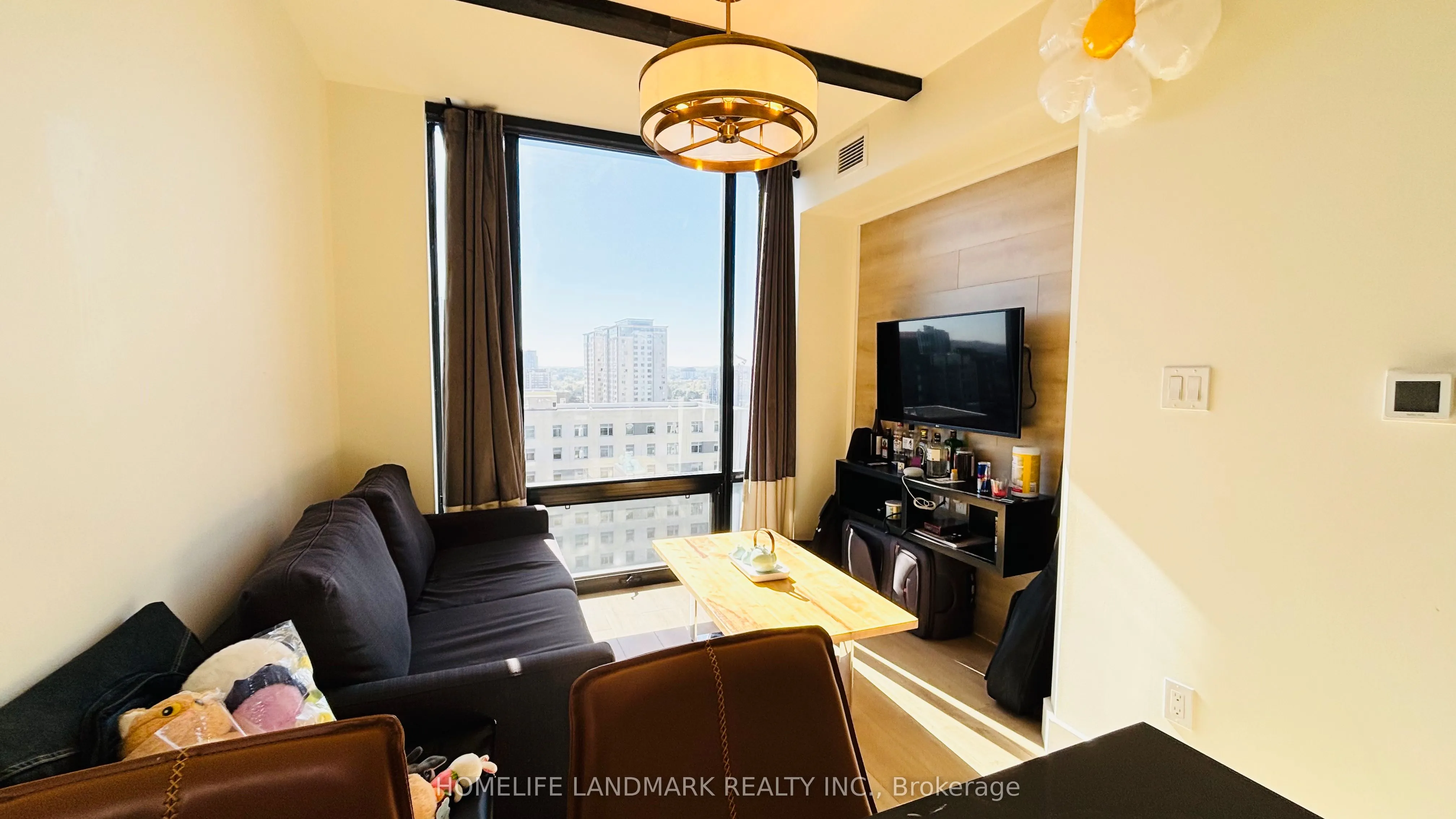 145 Columbia Street W, #1536