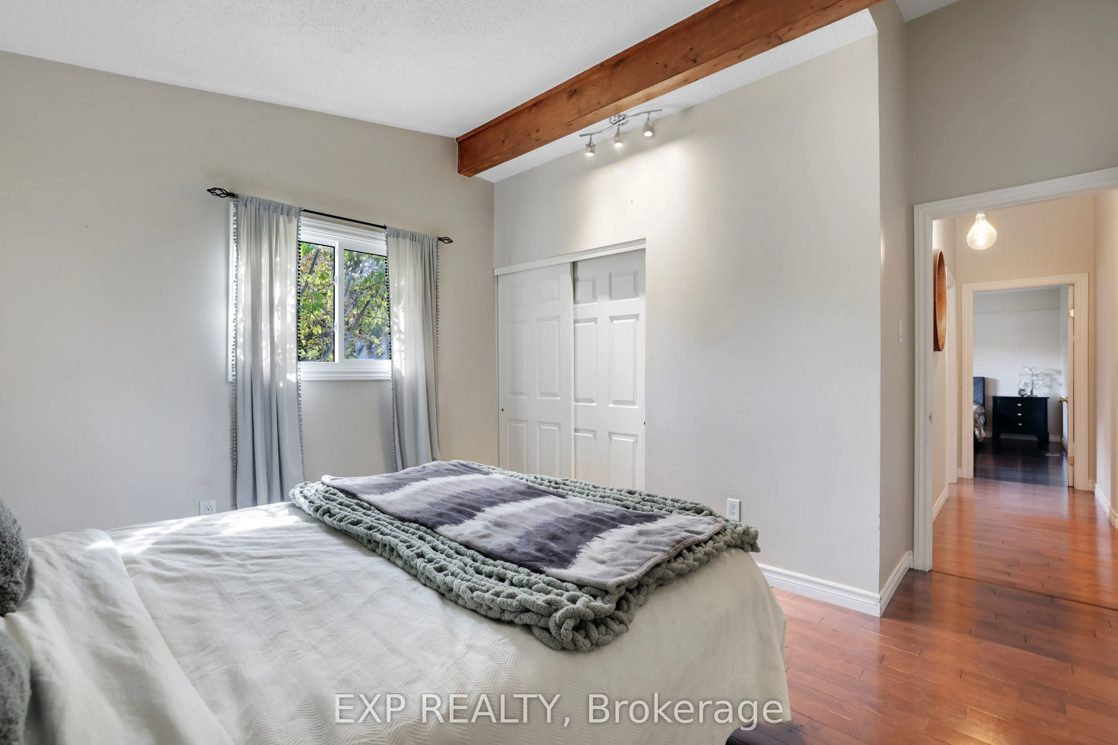 136 Resthaven Avenue