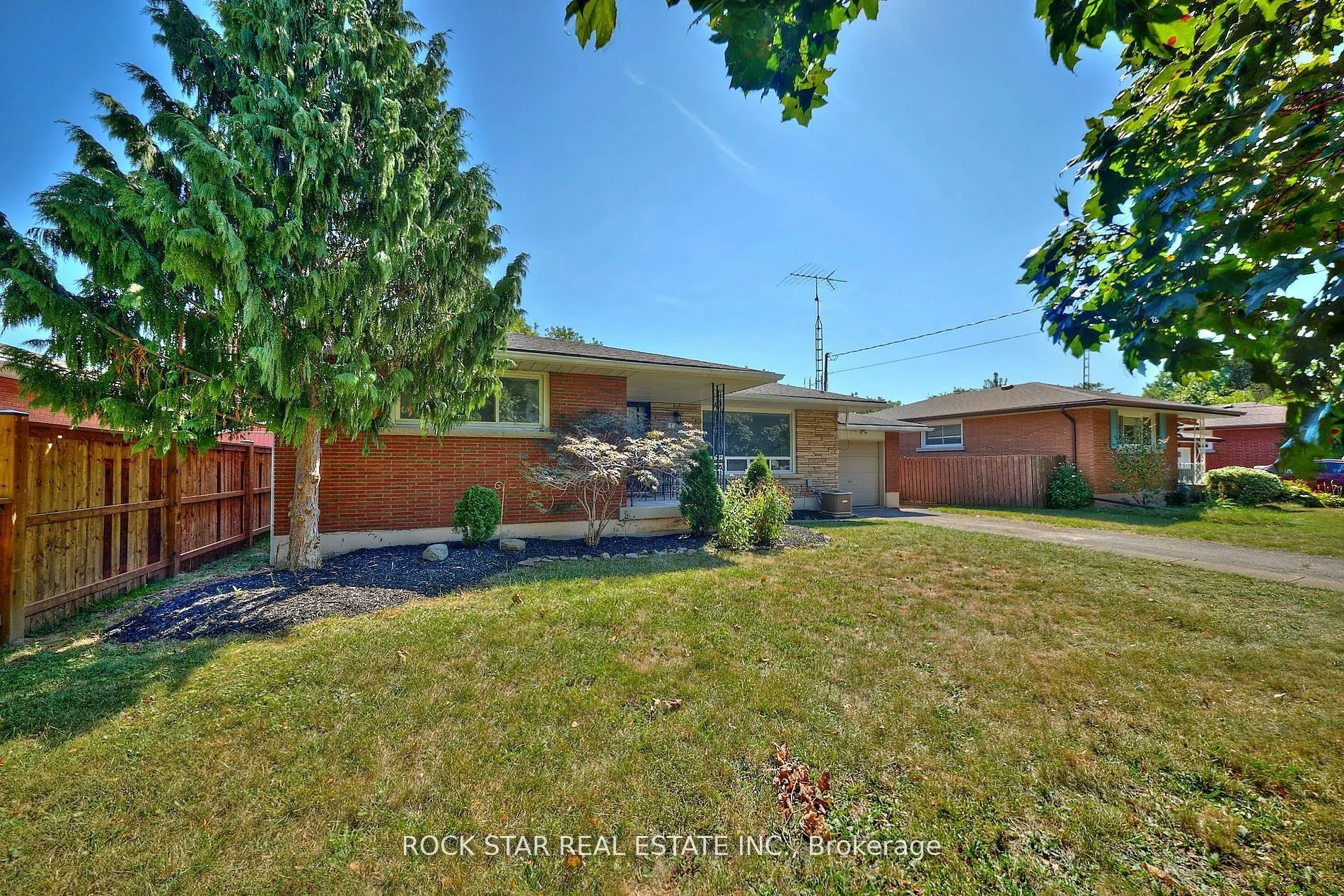 7 Joanna Drive