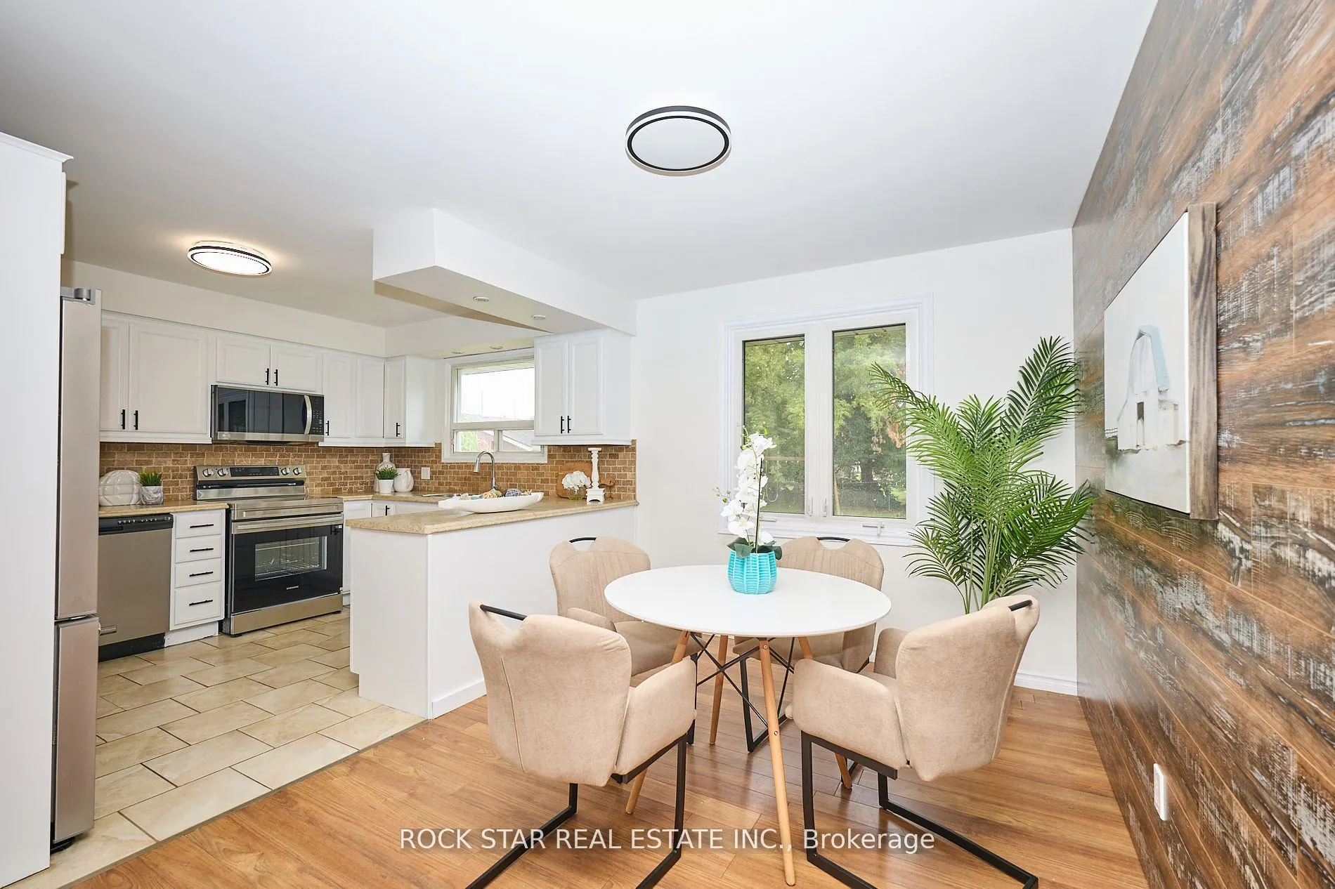7 Joanna Drive