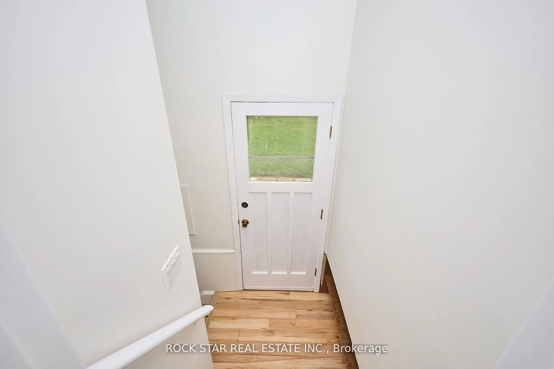7 Joanna Drive