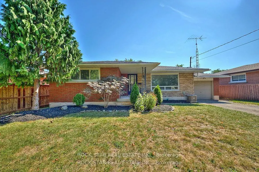 7 Joanna Drive