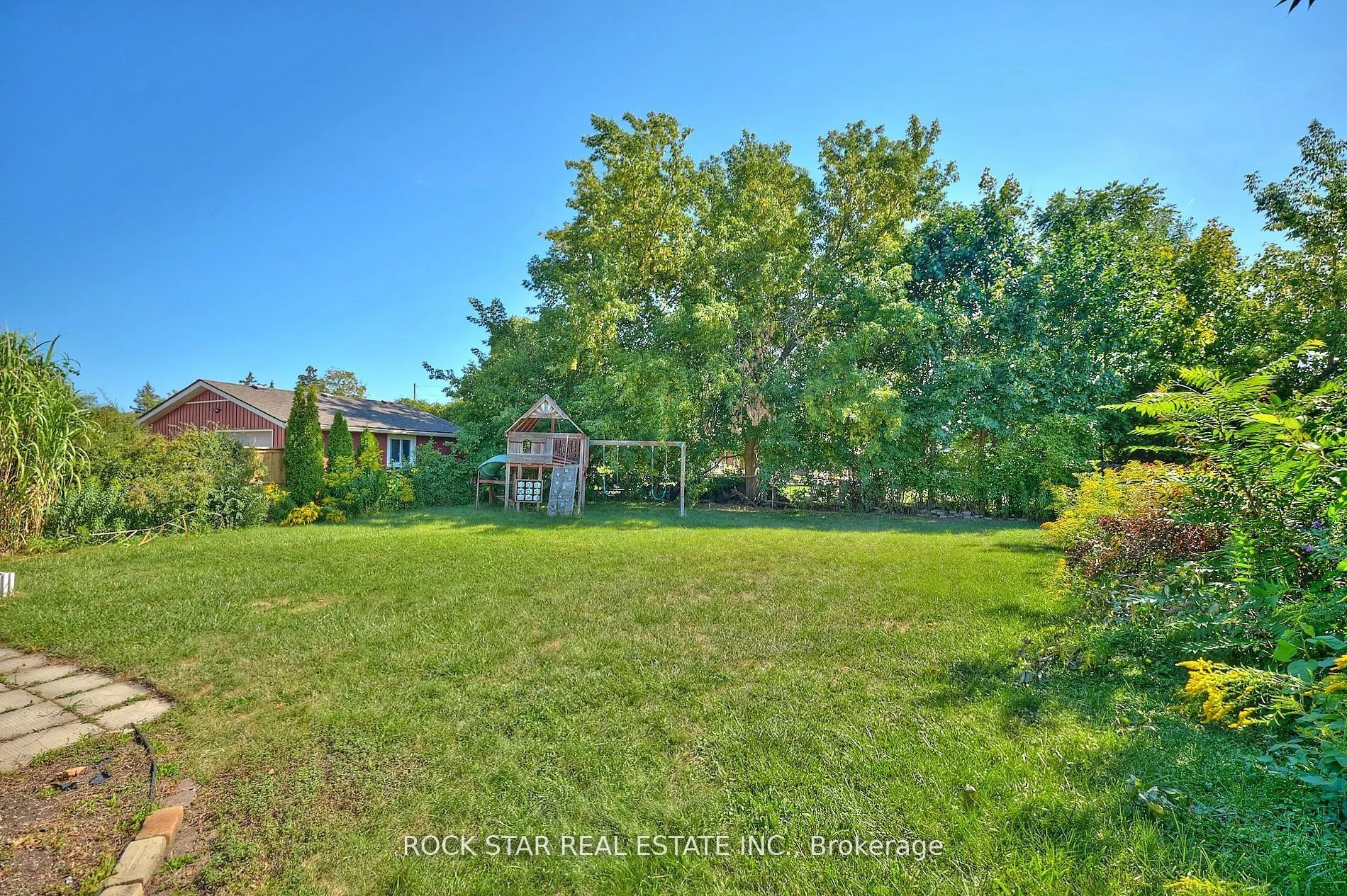 7 Joanna Drive