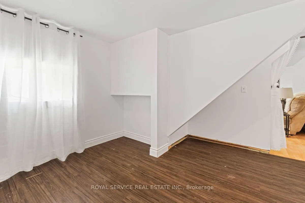 247 Cooke Road